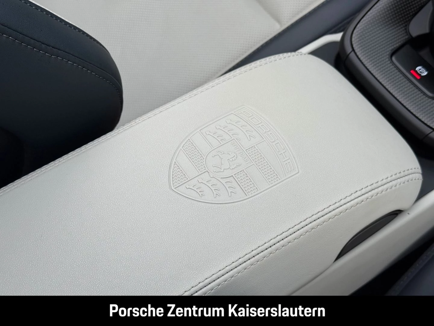 Porsche 911 992 Carrera 4 GTS Cabriolet Liftsystem-VA carrera992 992 911 Carrera 4 GTS Cabriolet Liftsystem-VA carrera