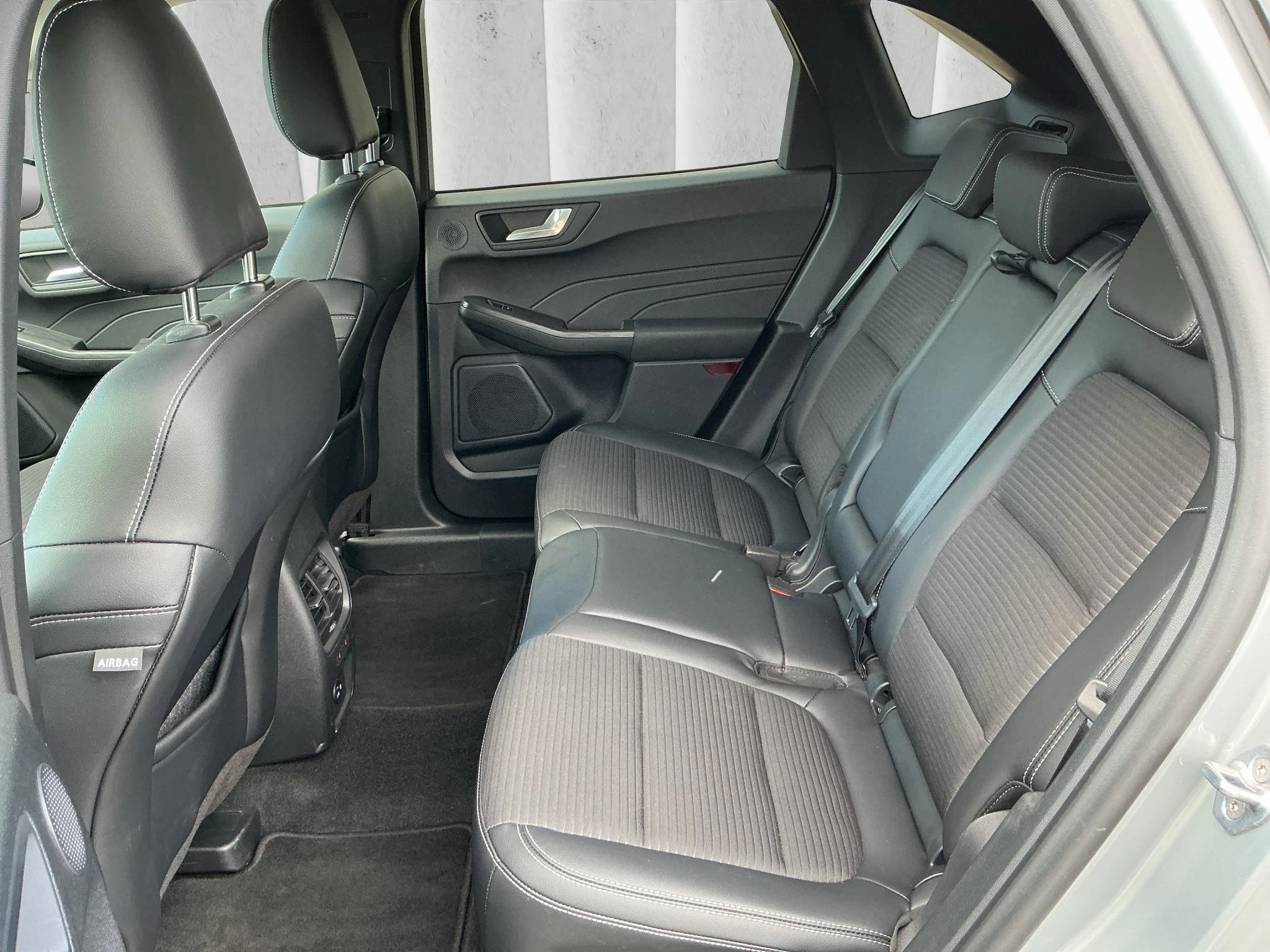 Ford-Kuga-image-10