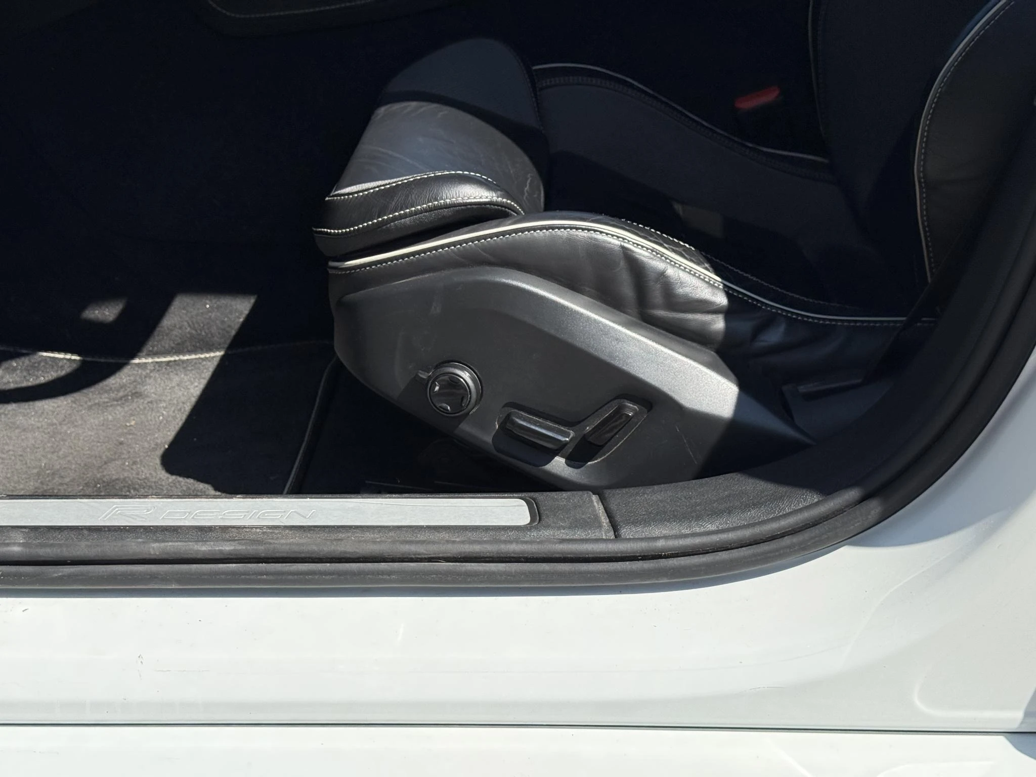 Volvo S60 T6 AWD Twin Engine R-Design