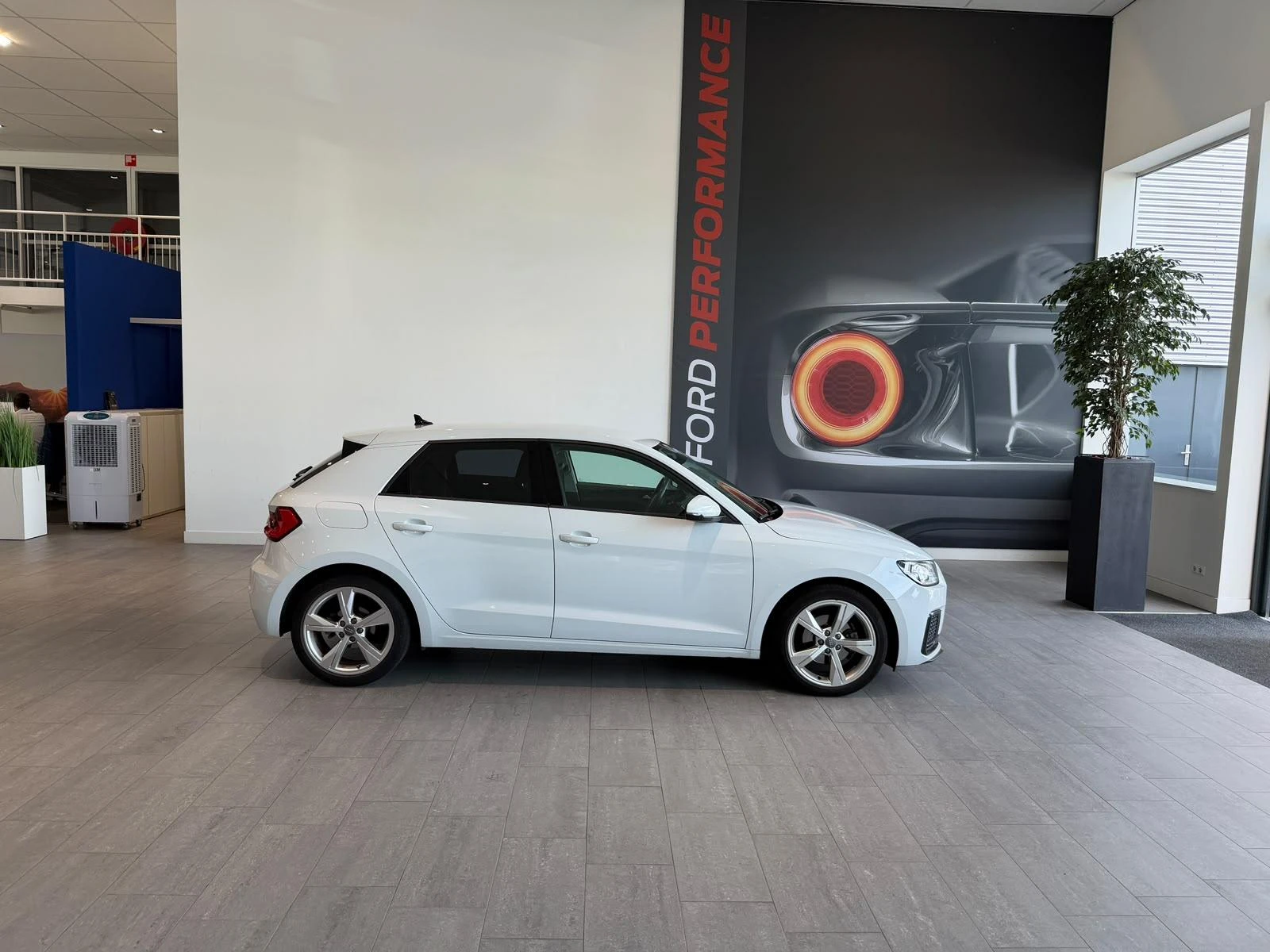 Audi-A1 Sportback-image-6