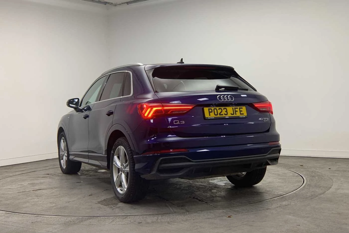 Audi-Q3-image-2