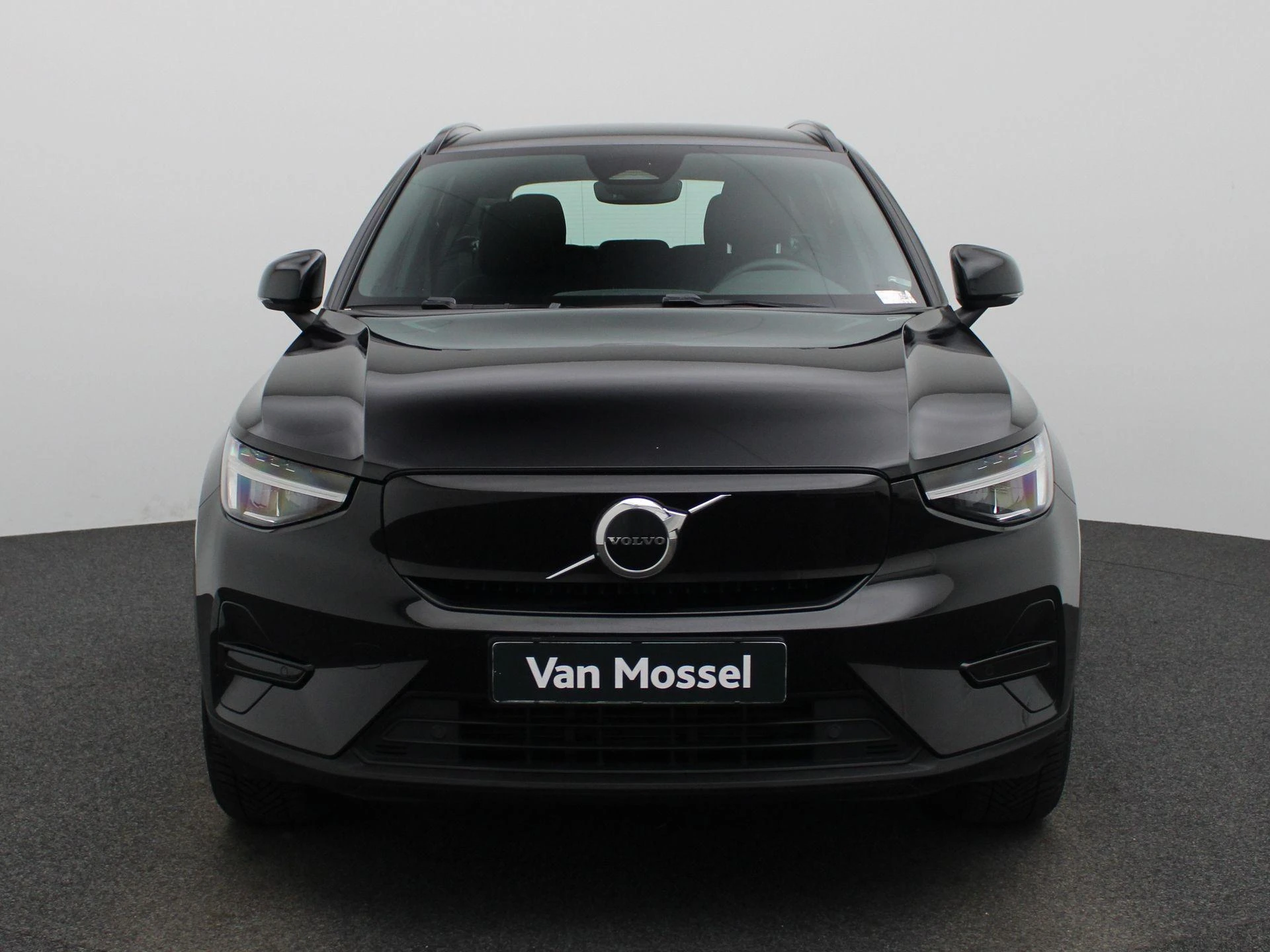 Volvo-XC40-image-4