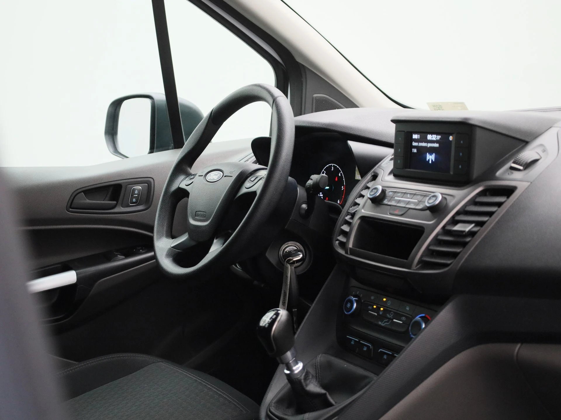 Ford-Transit Connect-image-6