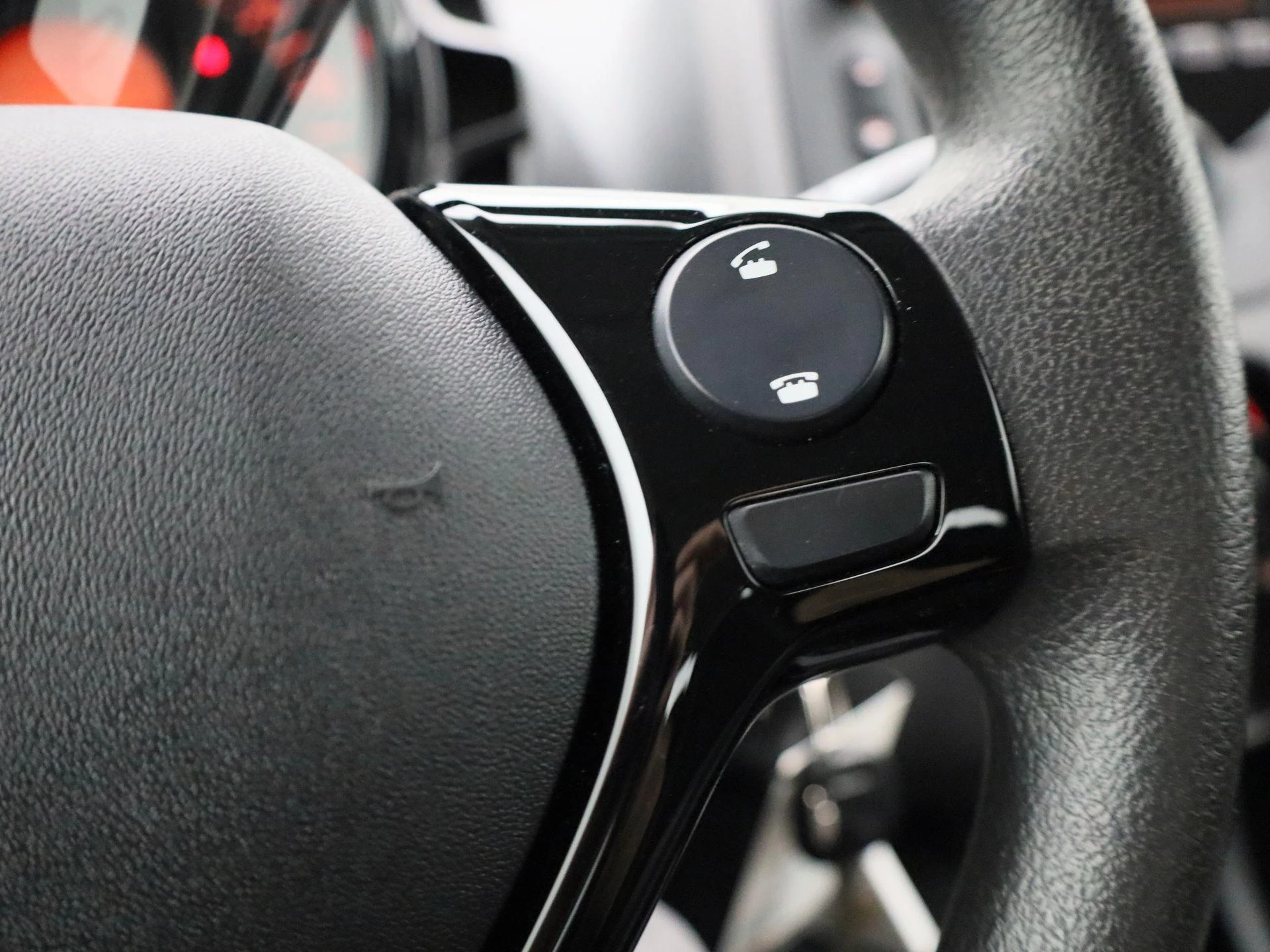 Peugeot-108-image-17