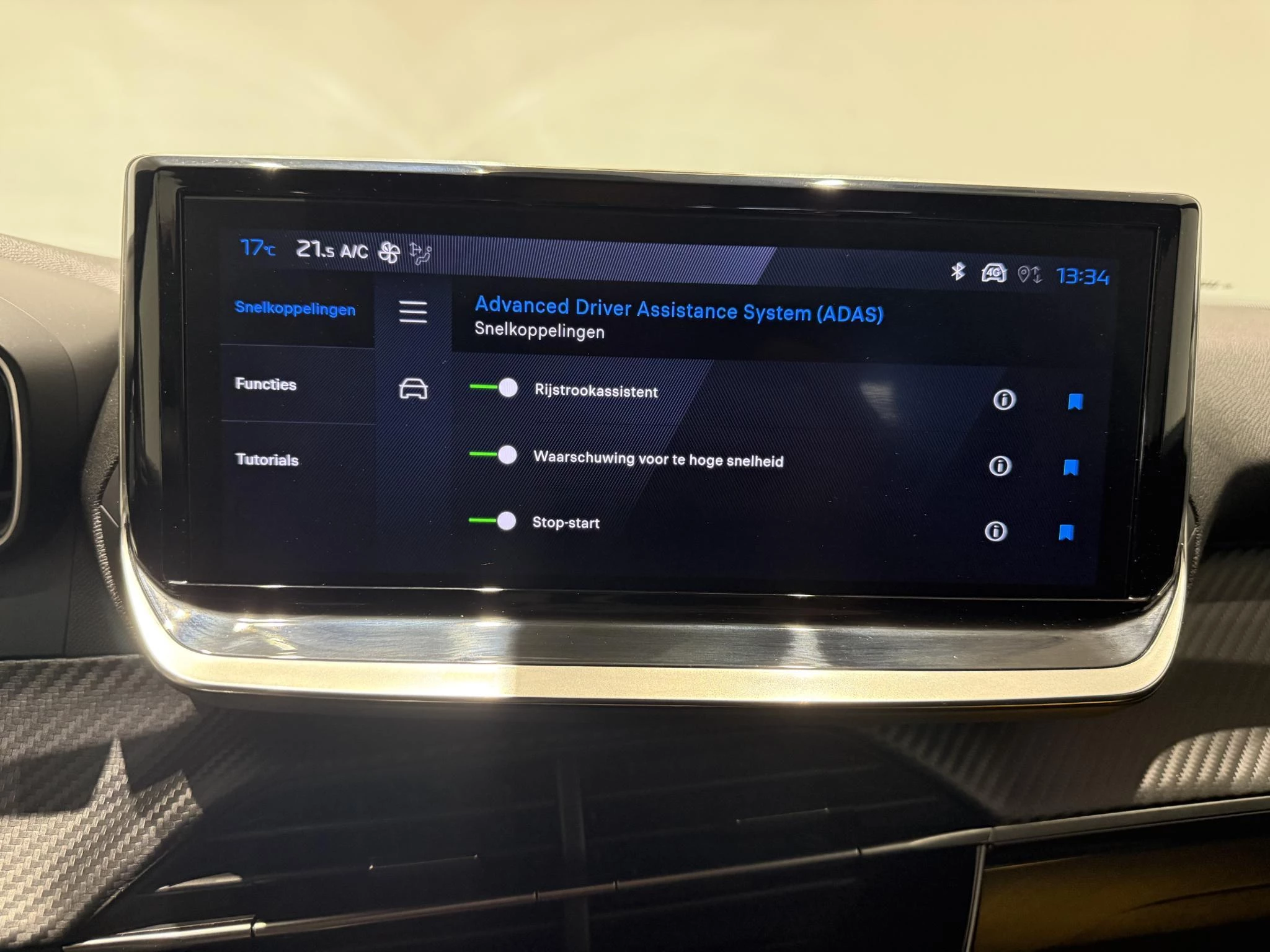 Peugeot-2008-image-21