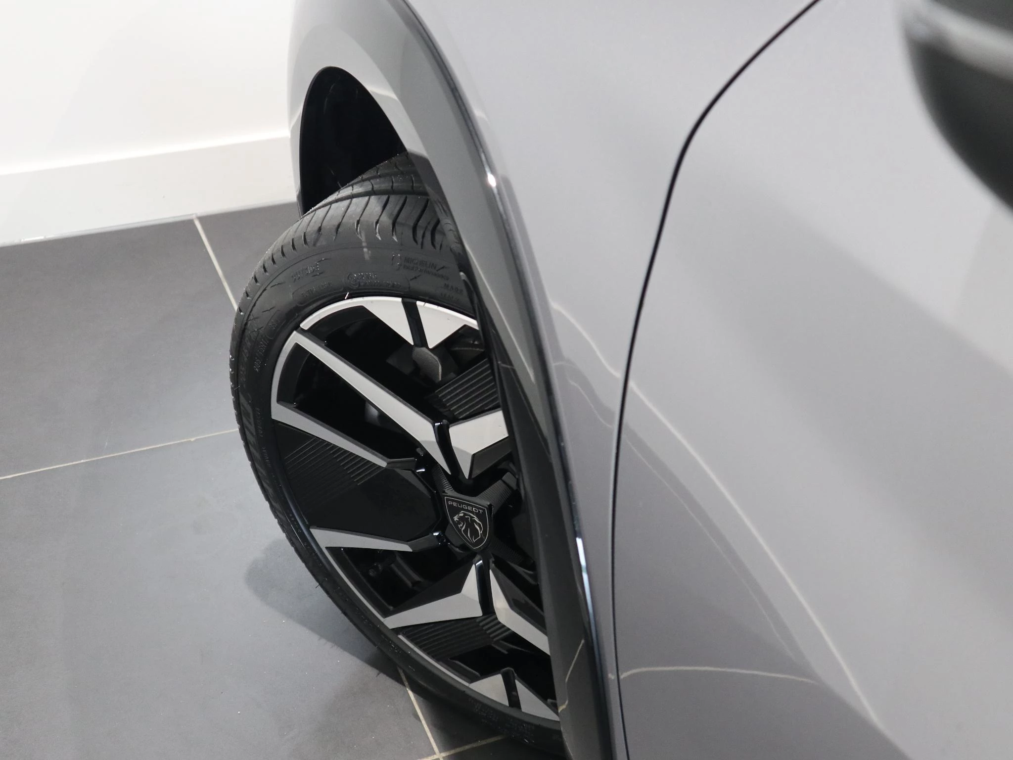 Peugeot-208-image-35