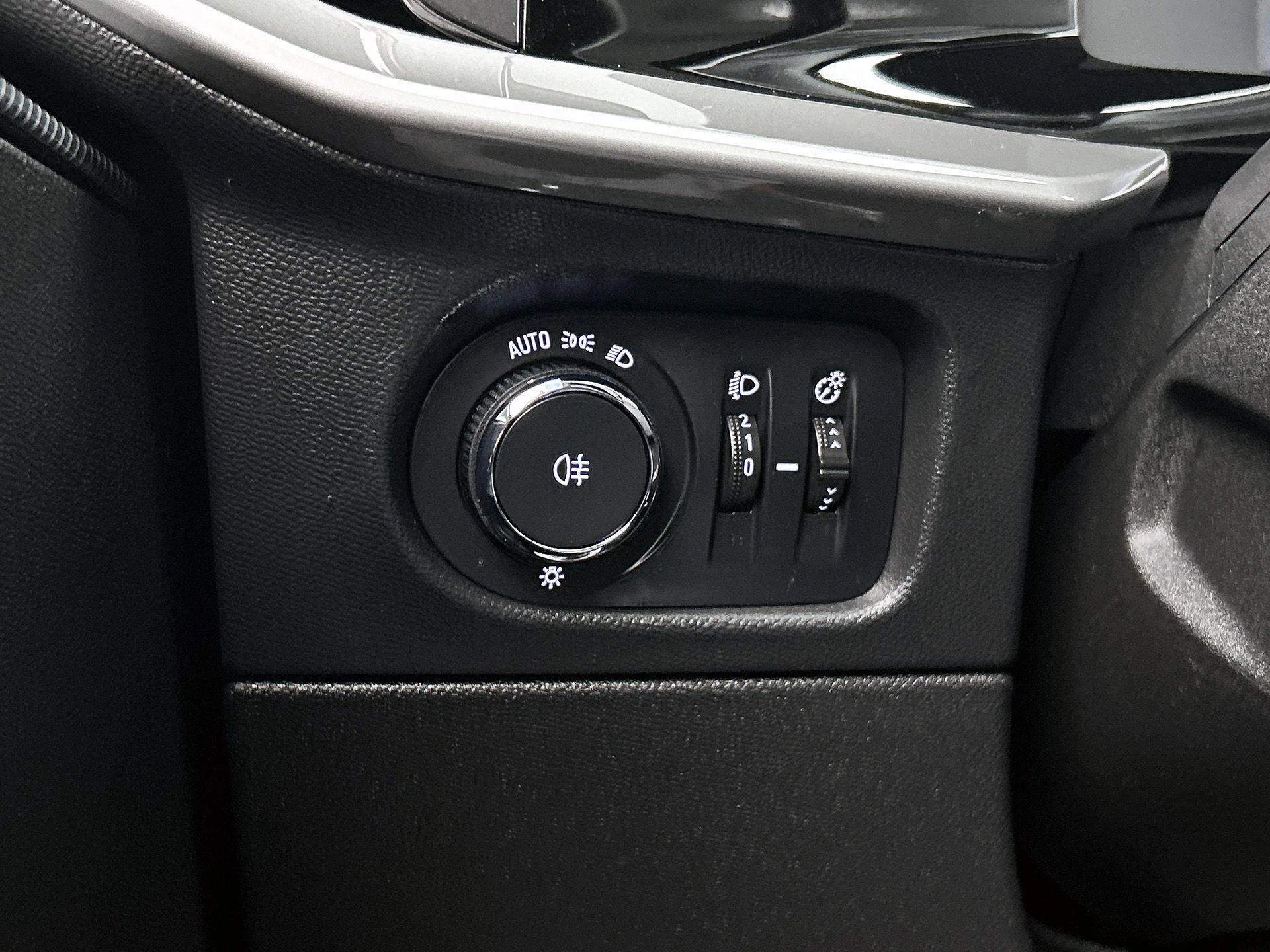 Opel-Mokka-e-image-17