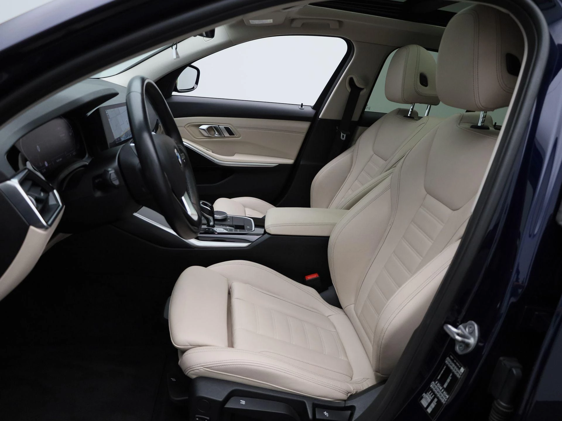 BMW-3 Serie-image-11