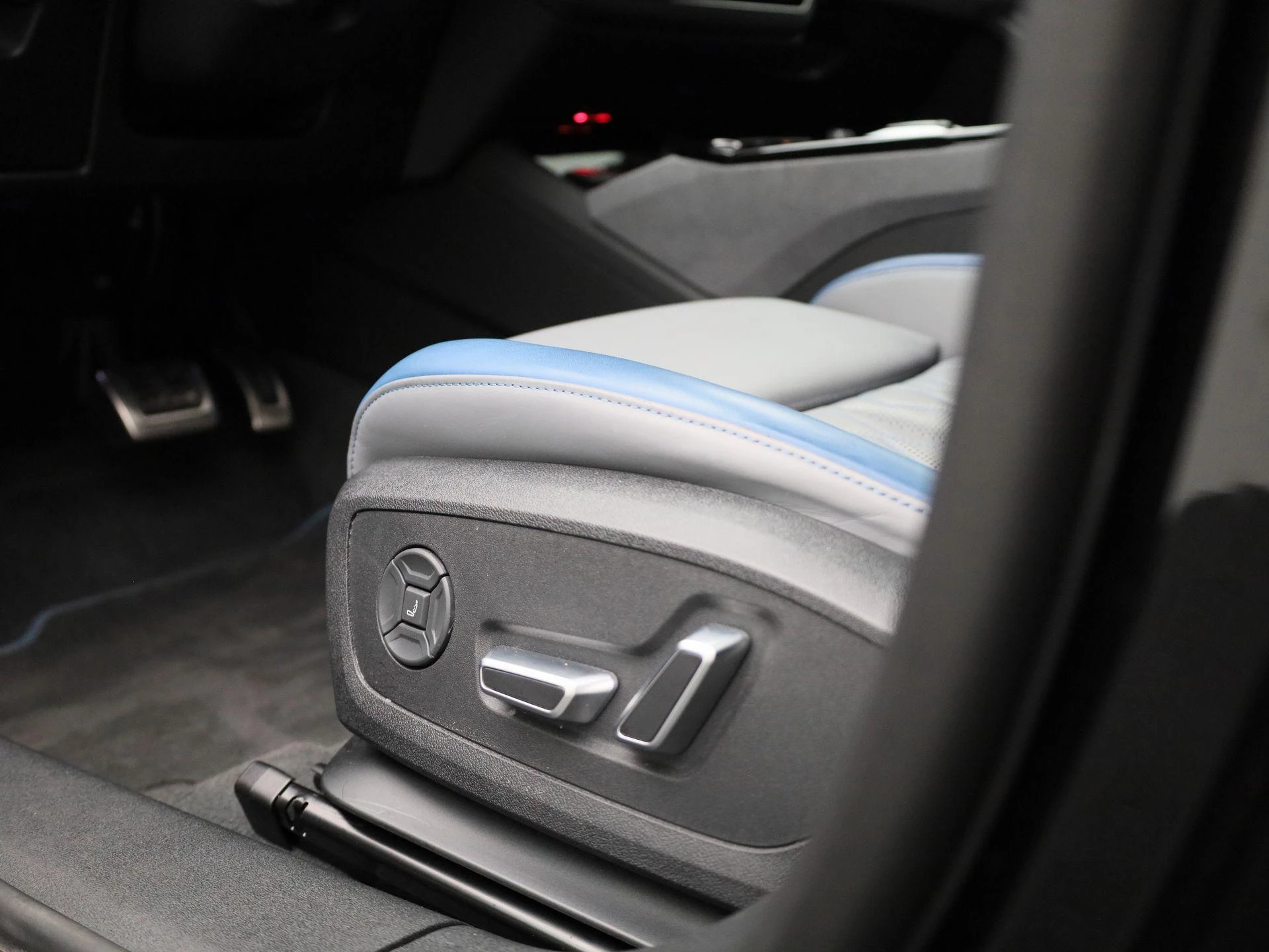 Audi A6 Avant e-tron S6 100 kWh 503 PK