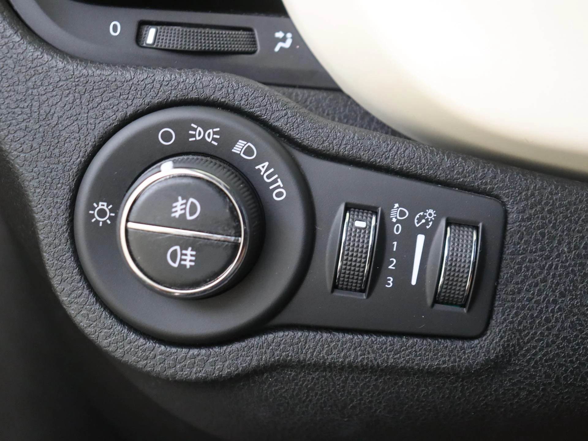 Fiat-500X-image-20