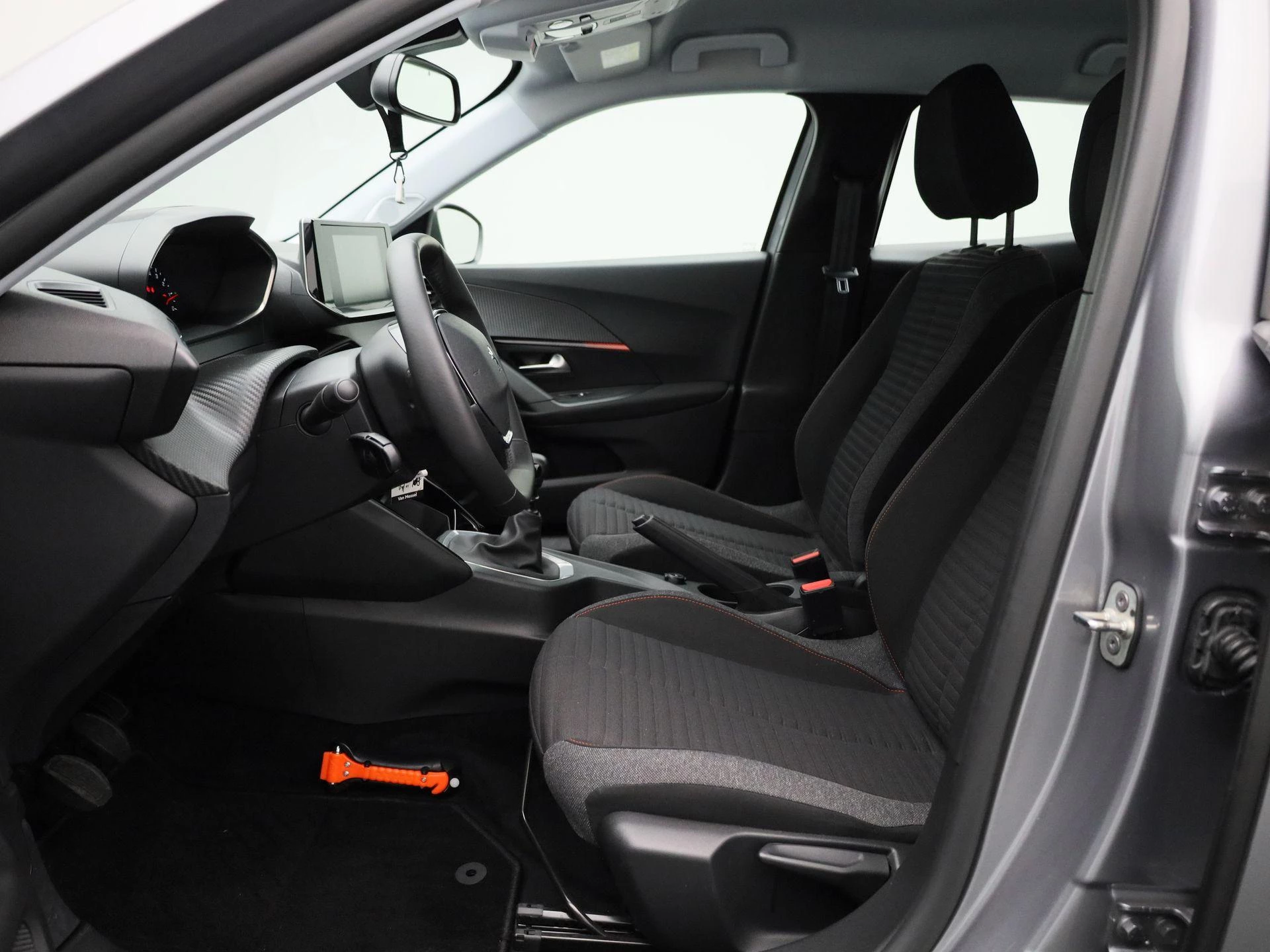 Peugeot-2008-image-8