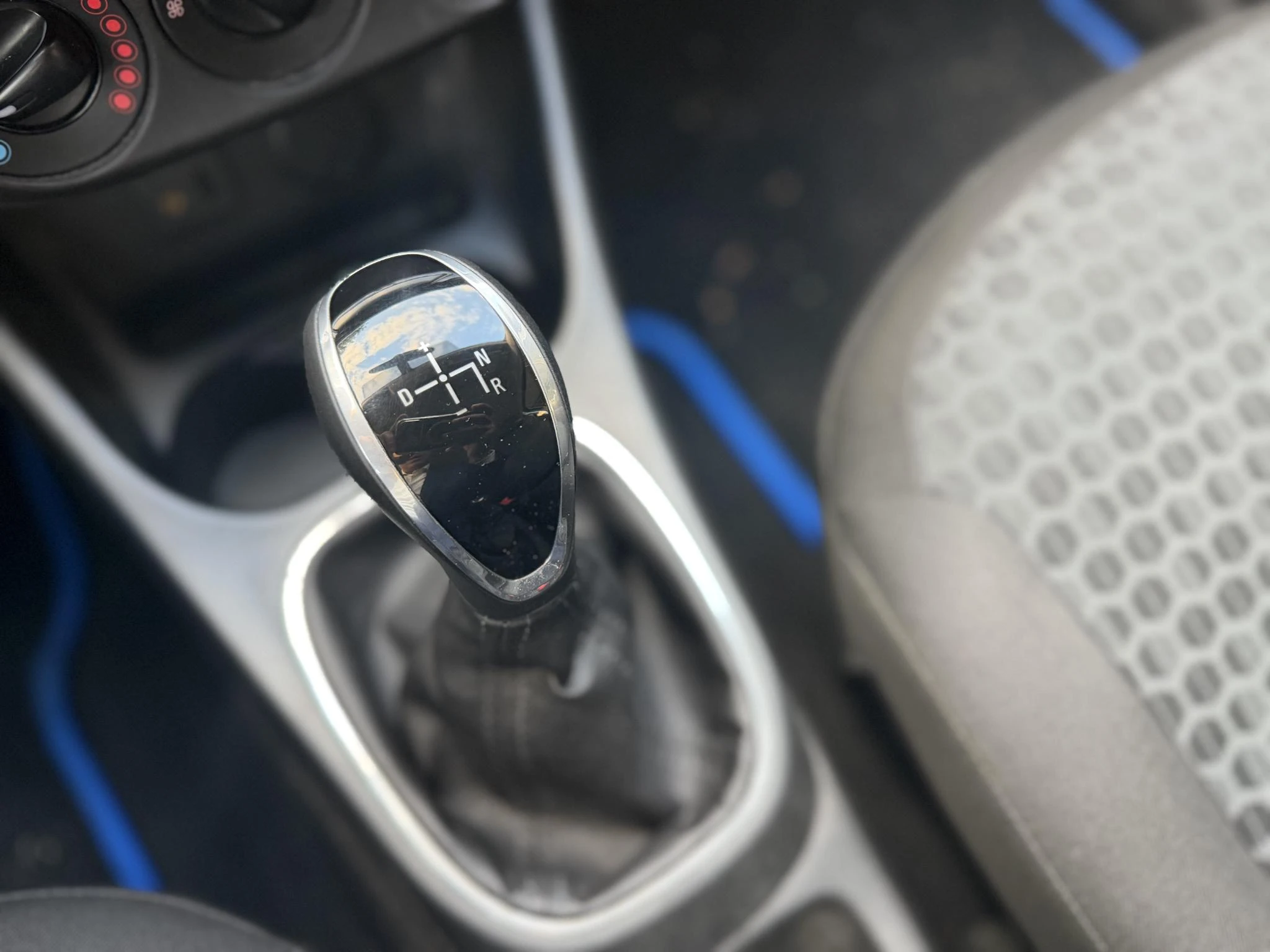Opel-Corsa-image-6