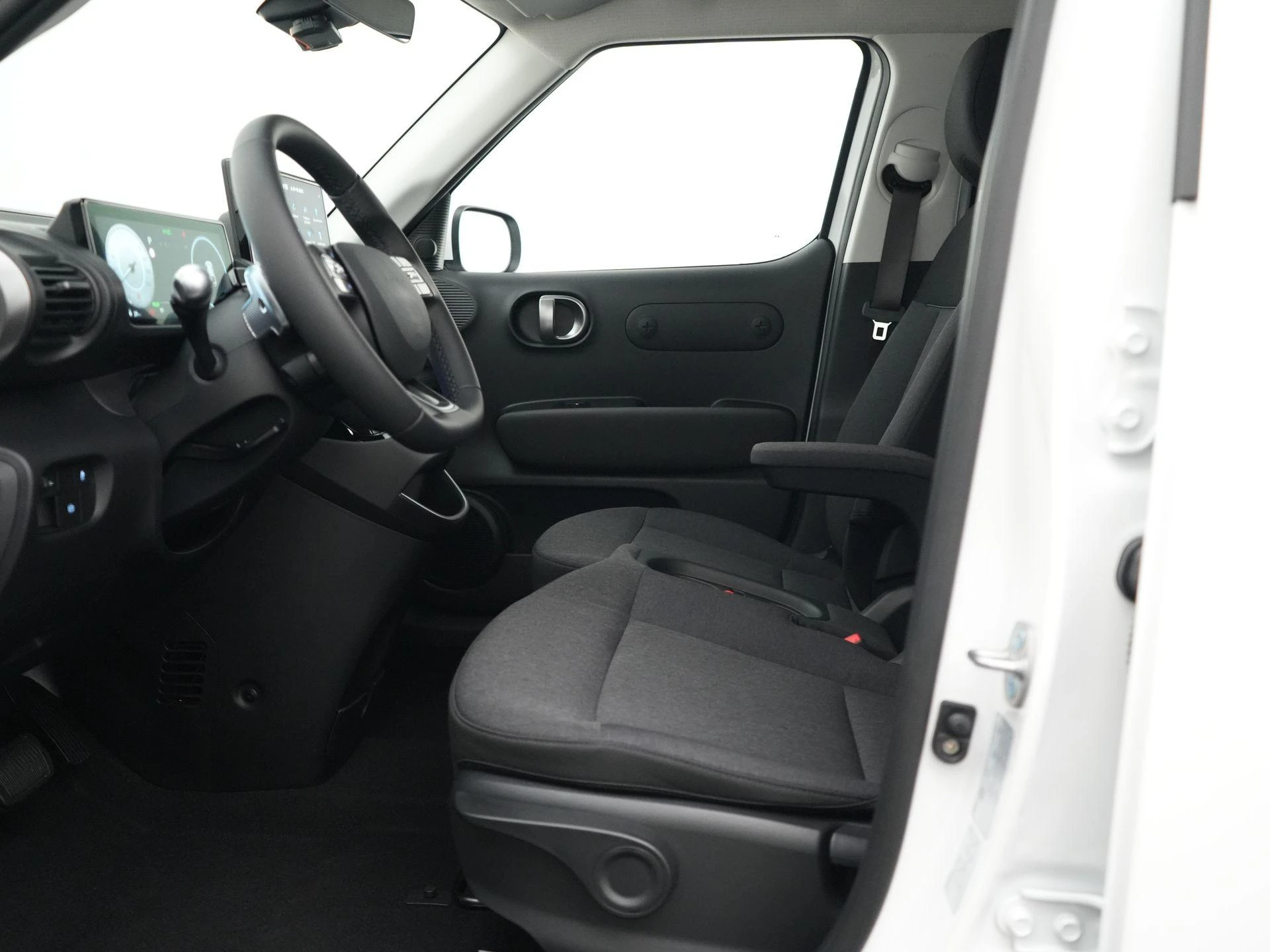 Hyundai-Inster-image-28