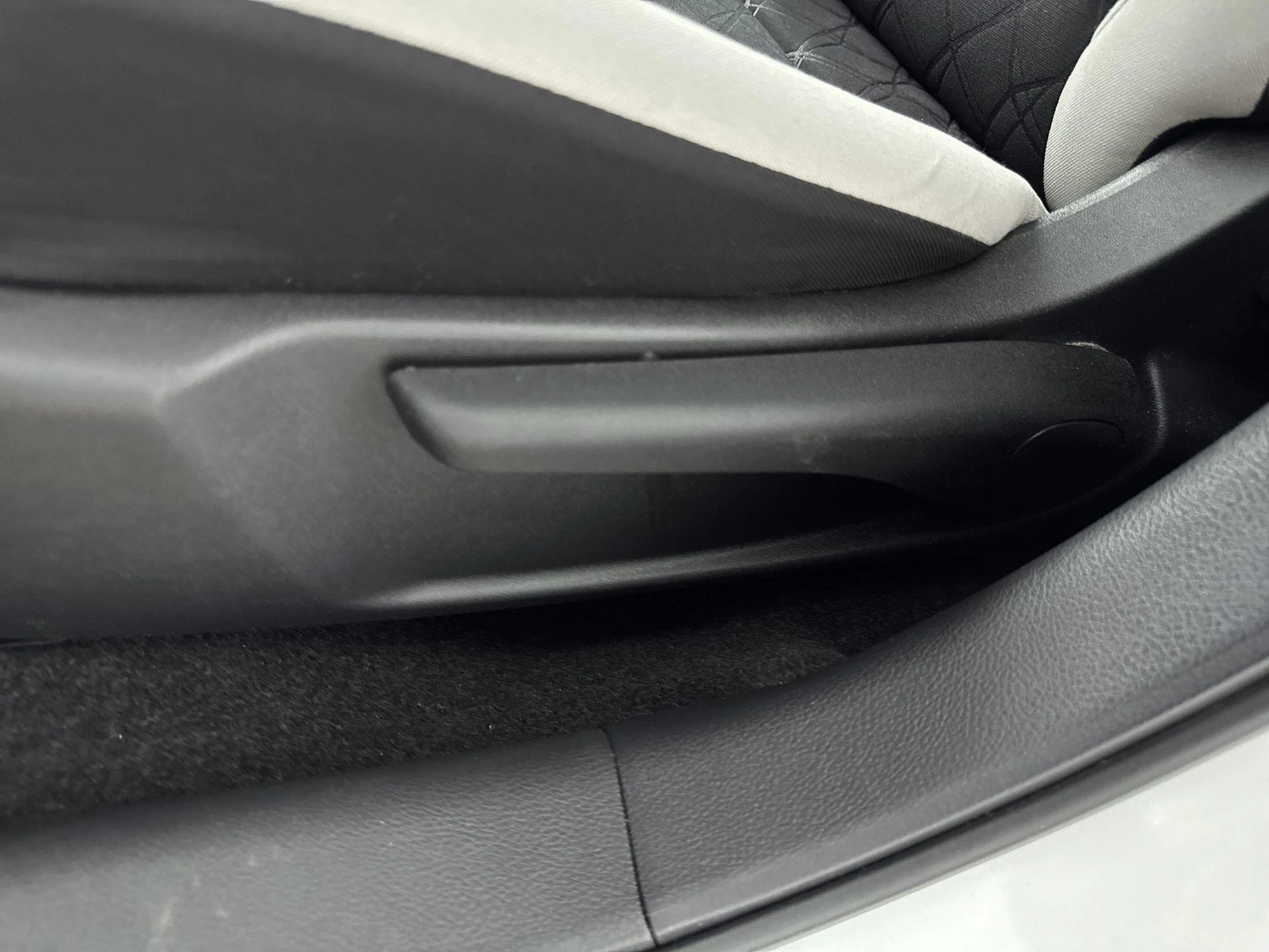 Nissan-Micra-image-17