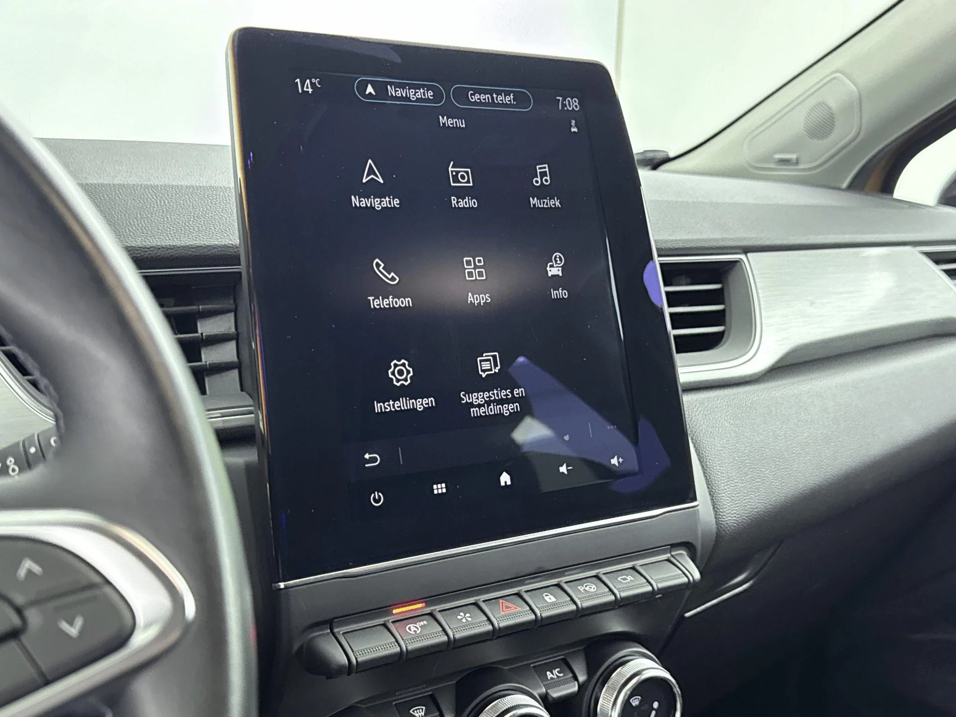 Renault-Captur-image-11