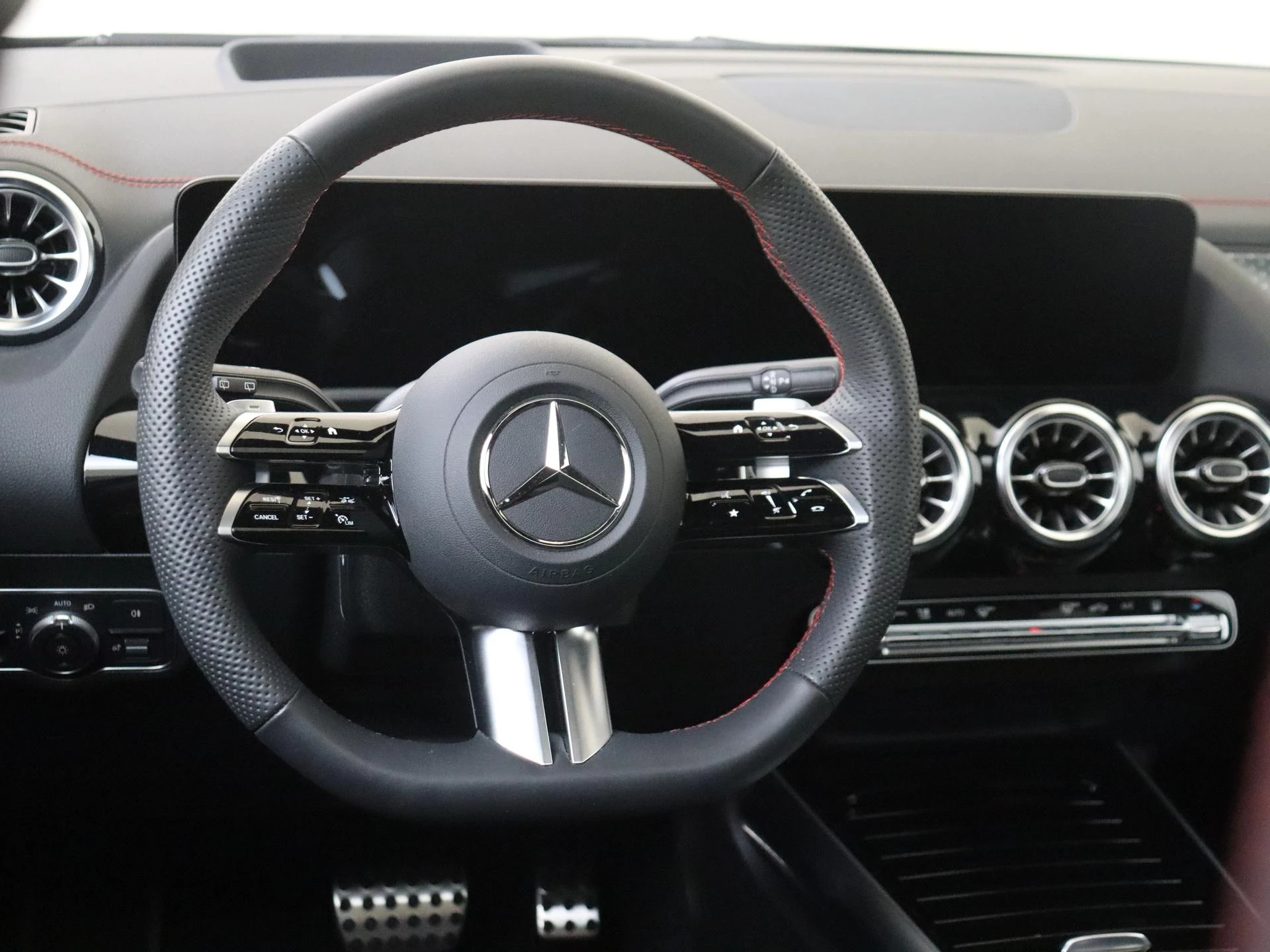 Mercedes-Benz EQA 250+ Business Solution AMG 71 kWh