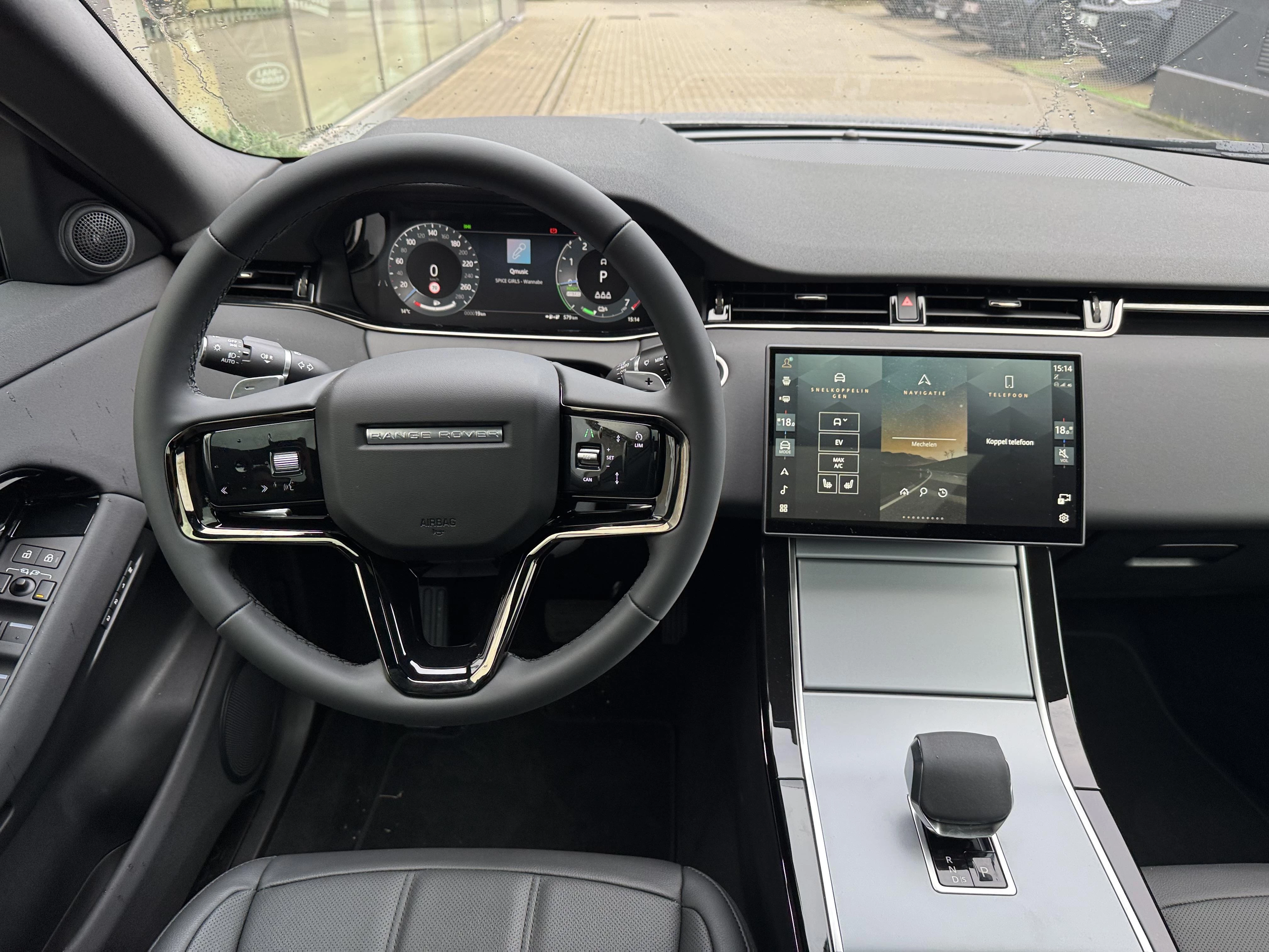 Land Rover Range Rover Evoque P300e S AWD Auto. 24MY