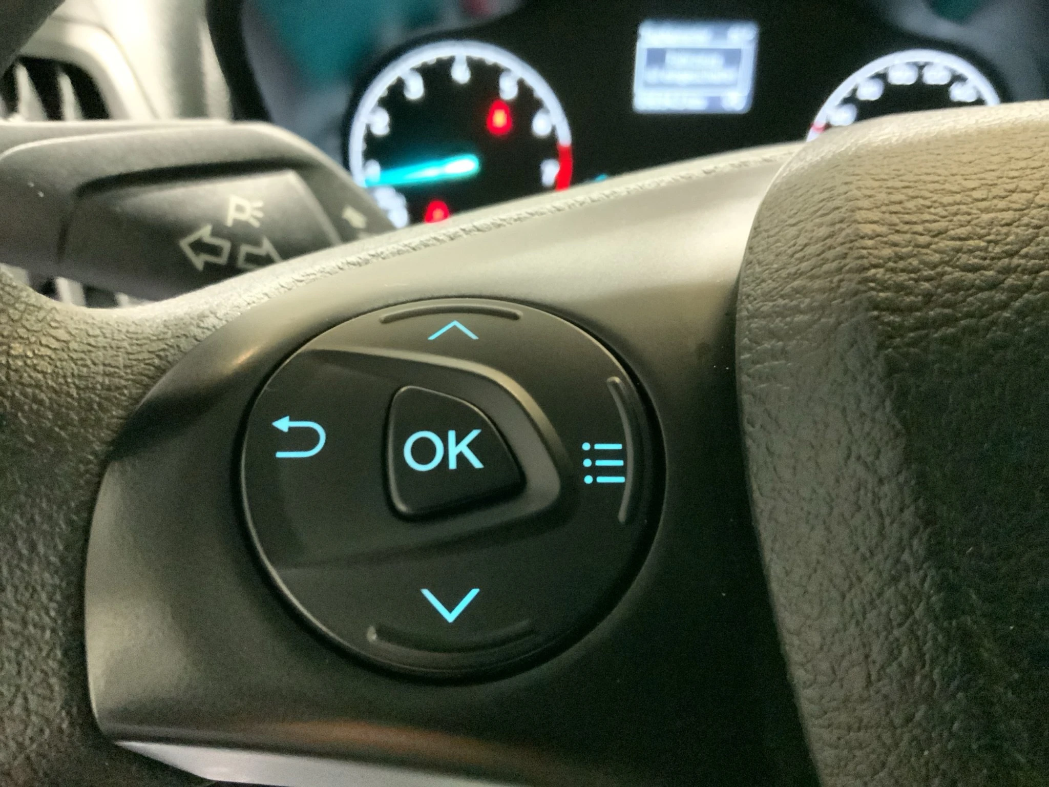 Ford-Transit Connect-image-17