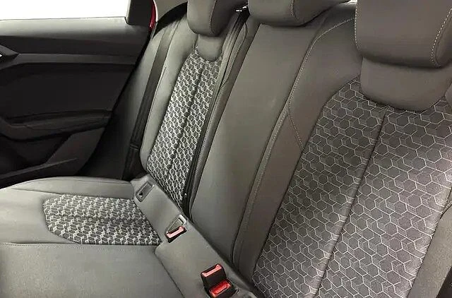 Audi-A1 Sportback-image-6