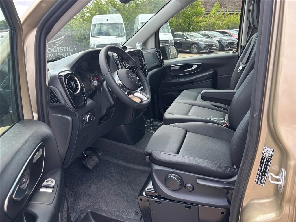 Mercedes-Benz-Vito-image-5