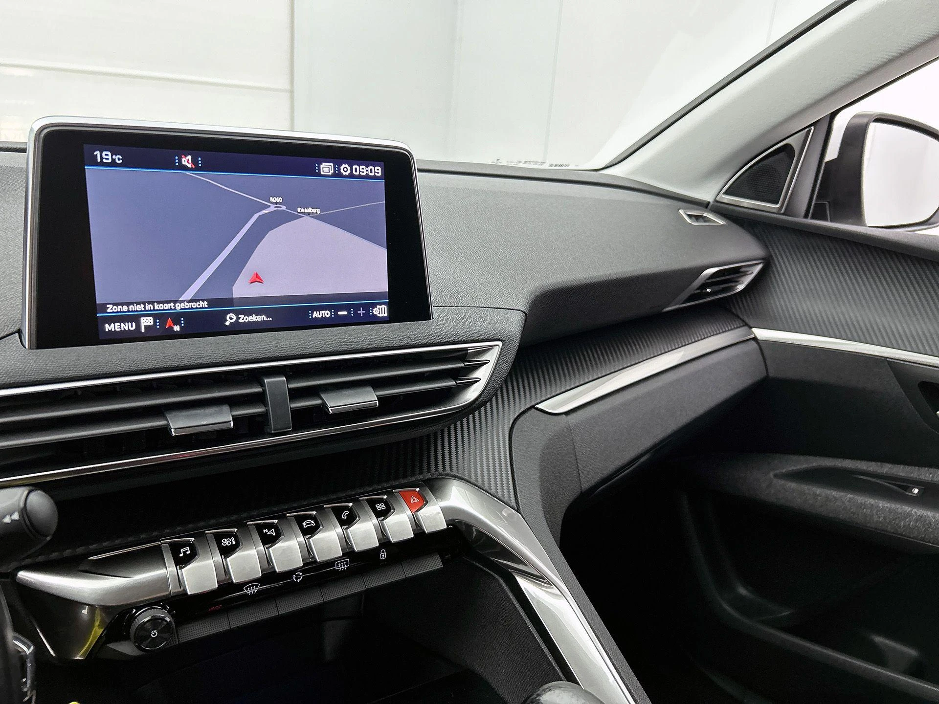 Peugeot-5008-image-33