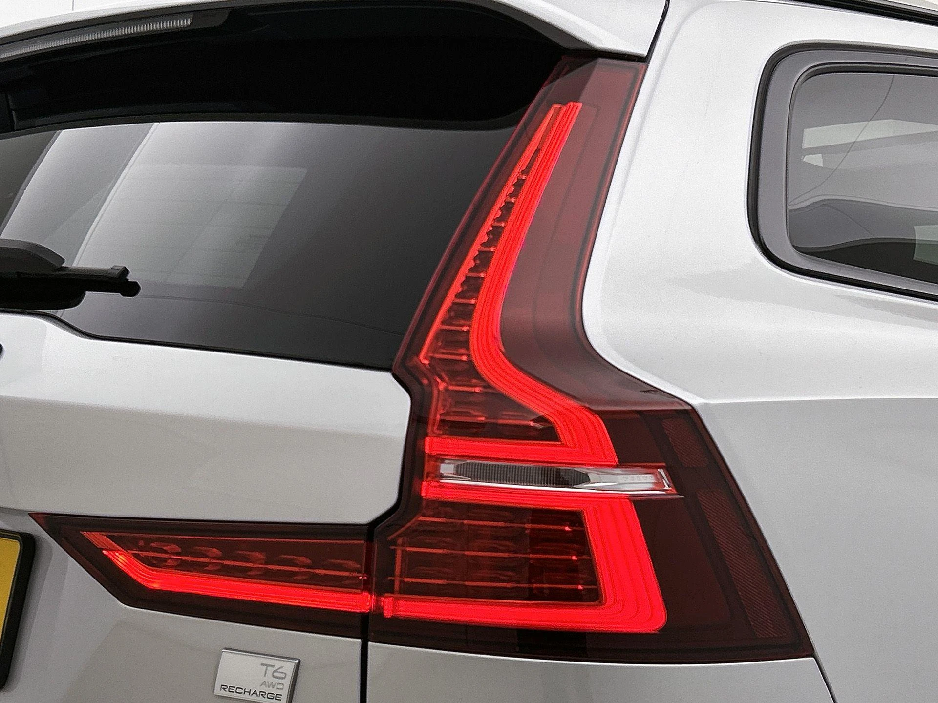 Volvo-V60-image-10
