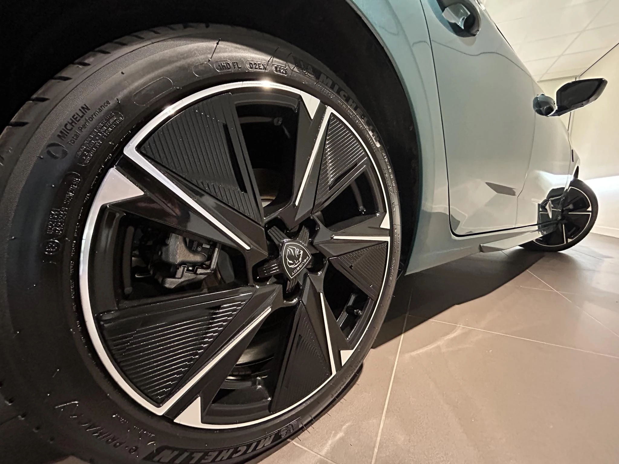 Peugeot-e-308-image-23