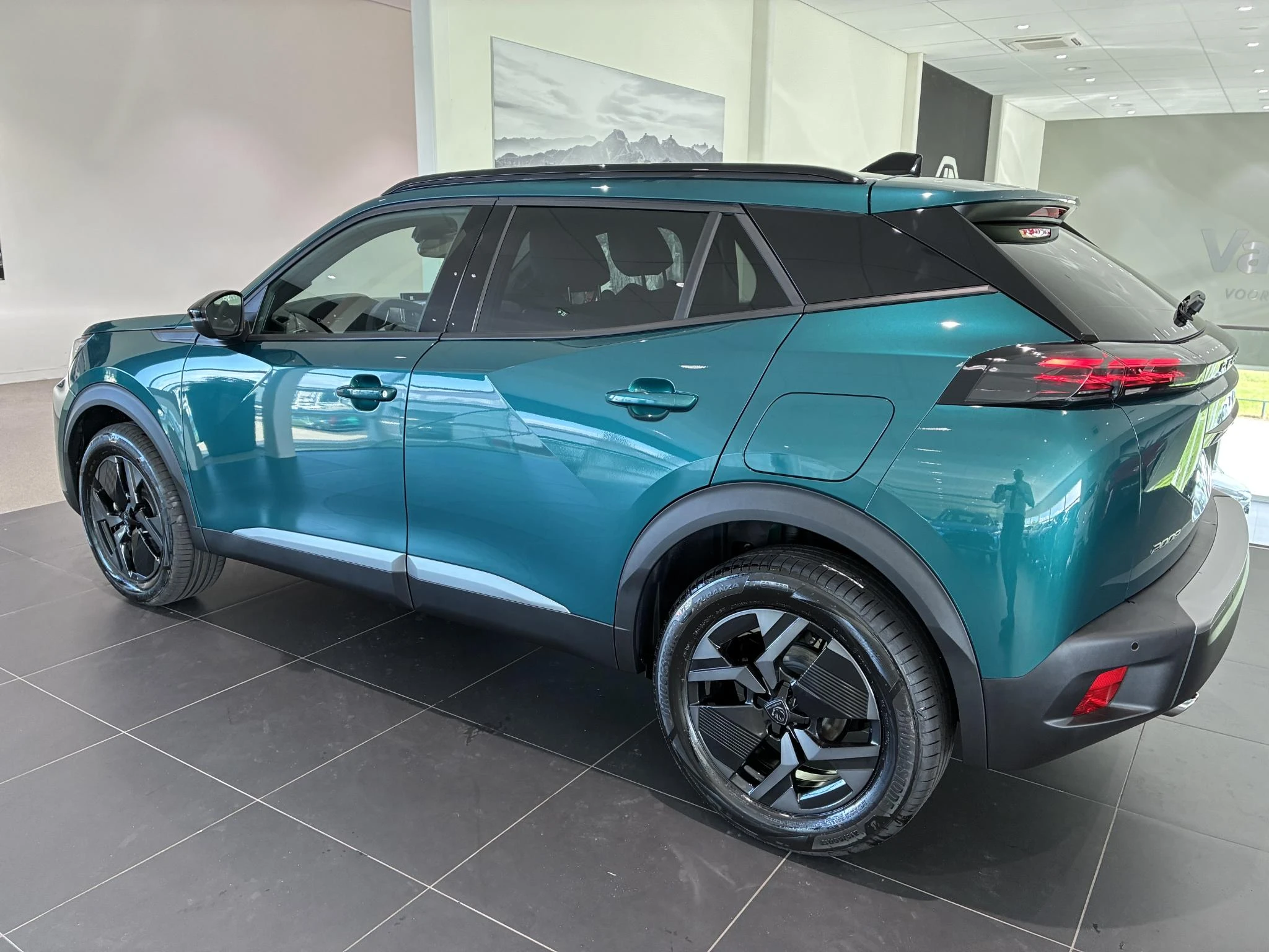 Peugeot-2008-image-7