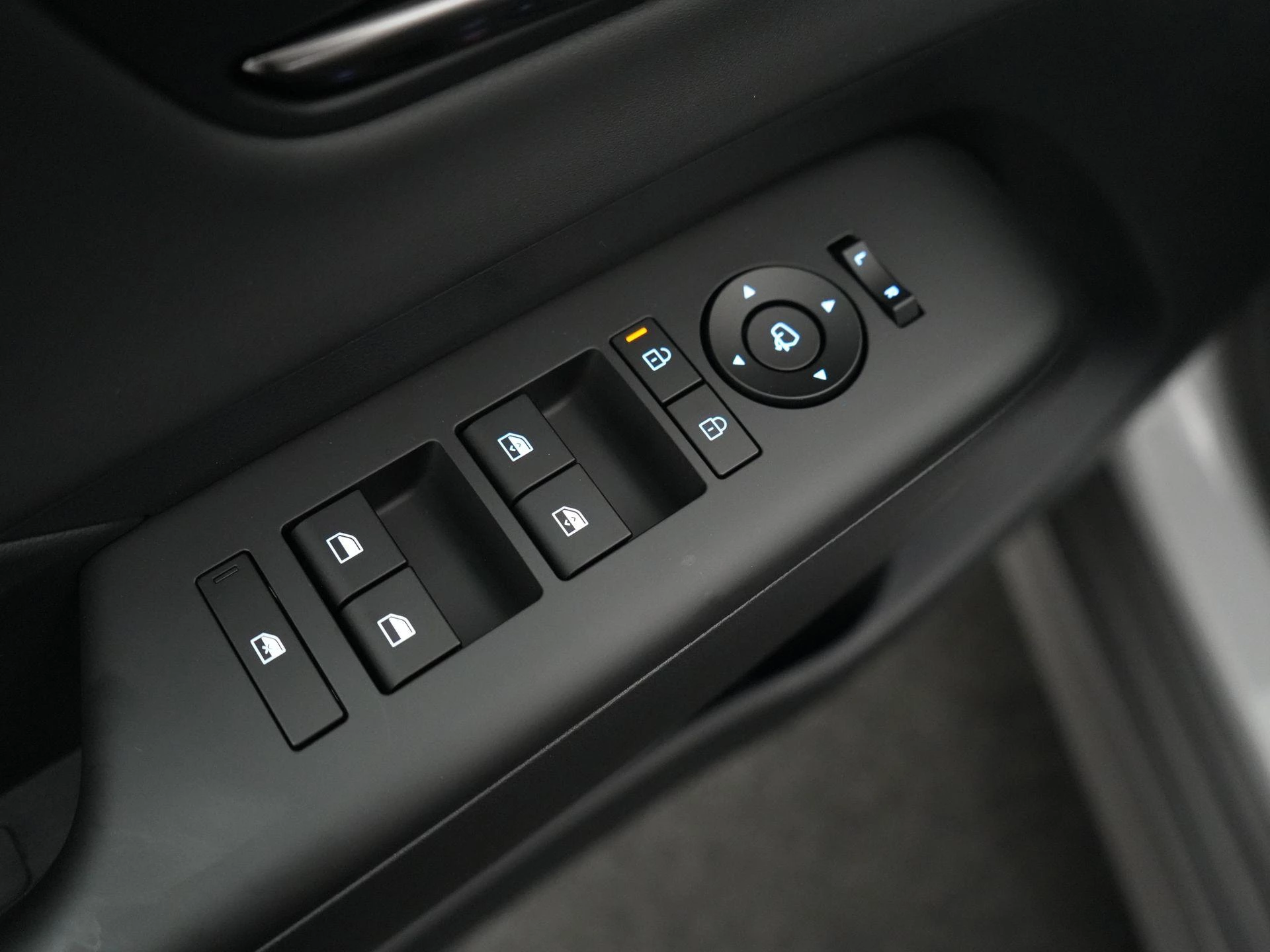 Hyundai-Kona-image-30