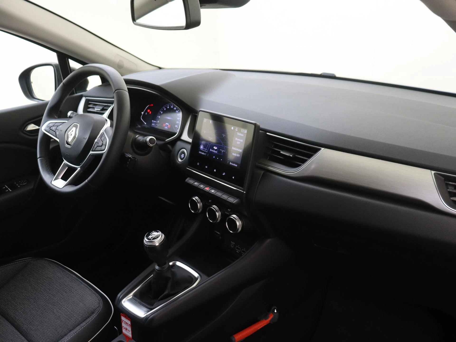 Renault-Captur-image-4