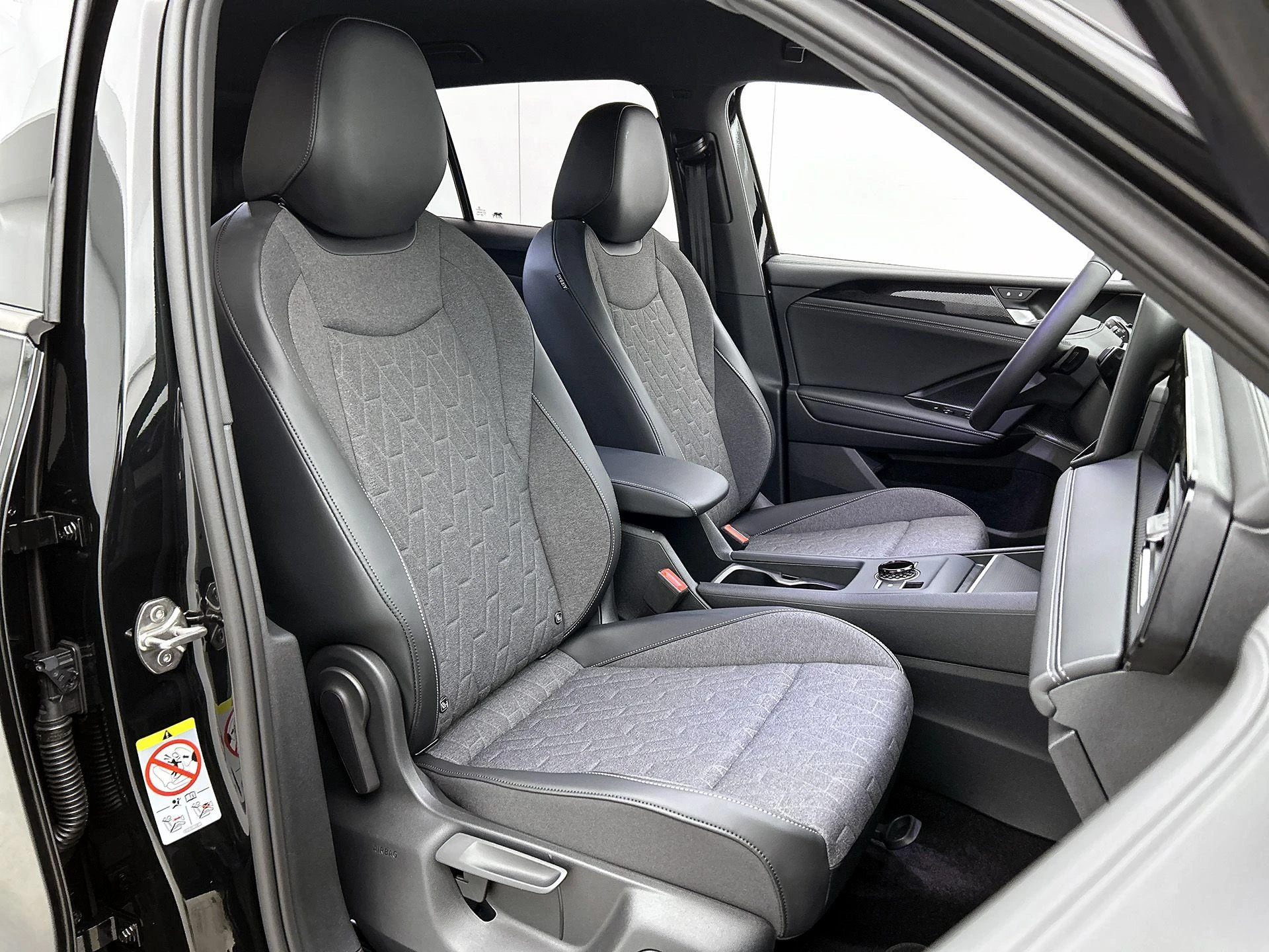 Volkswagen-Tiguan-image-41