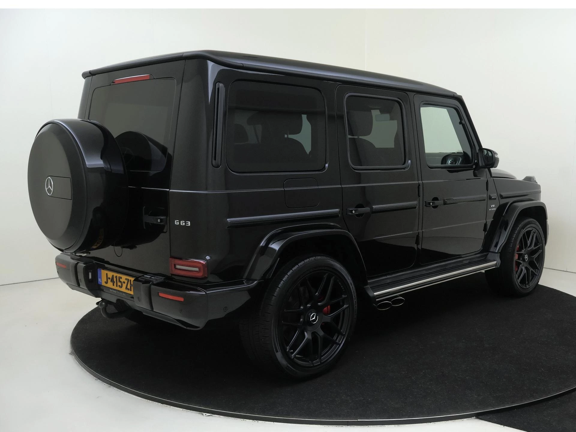 Mercedes-Benz-G-Klasse-image-1