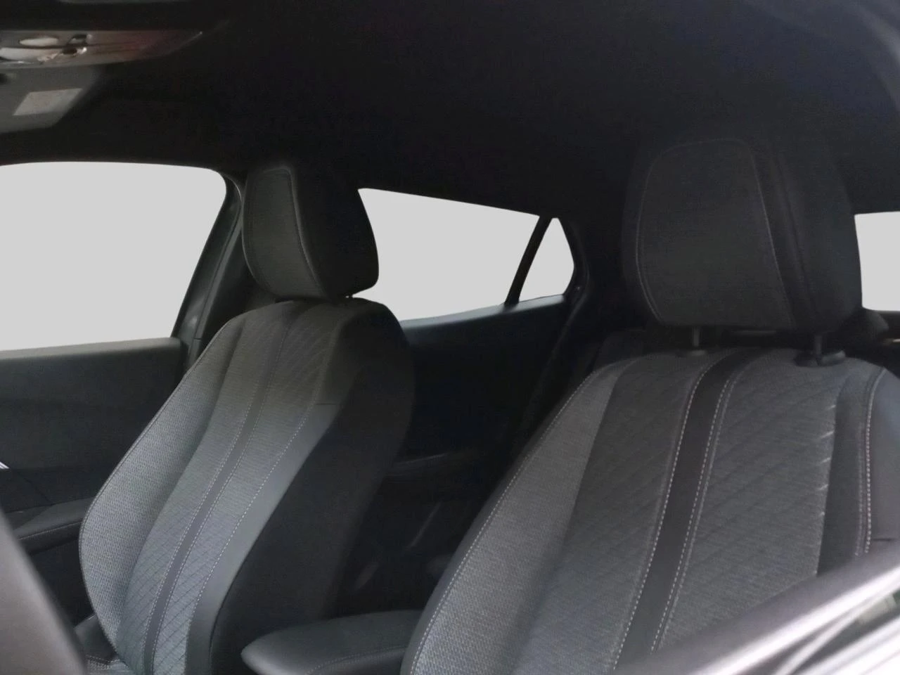Peugeot-2008-image-9