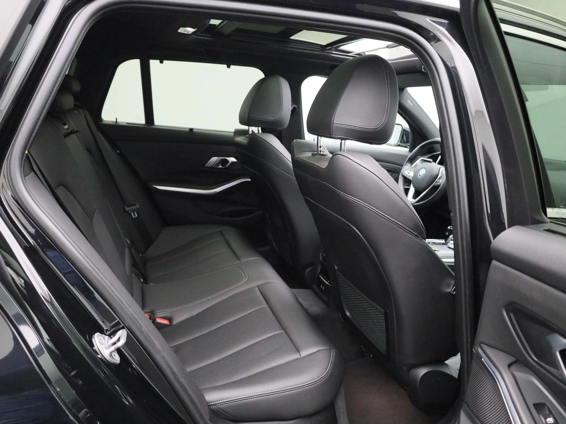 BMW-3 Serie-image-42