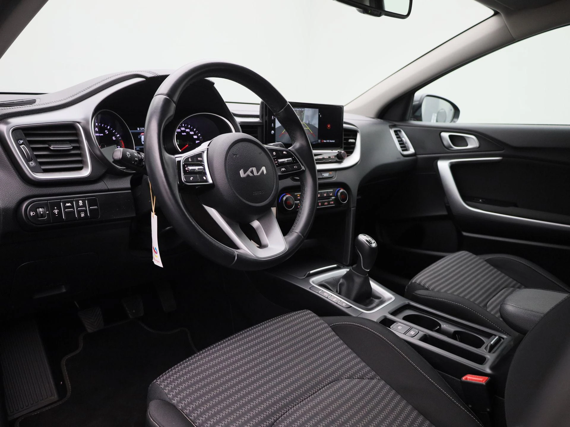 Kia-Ceed Sportswagon-image-27