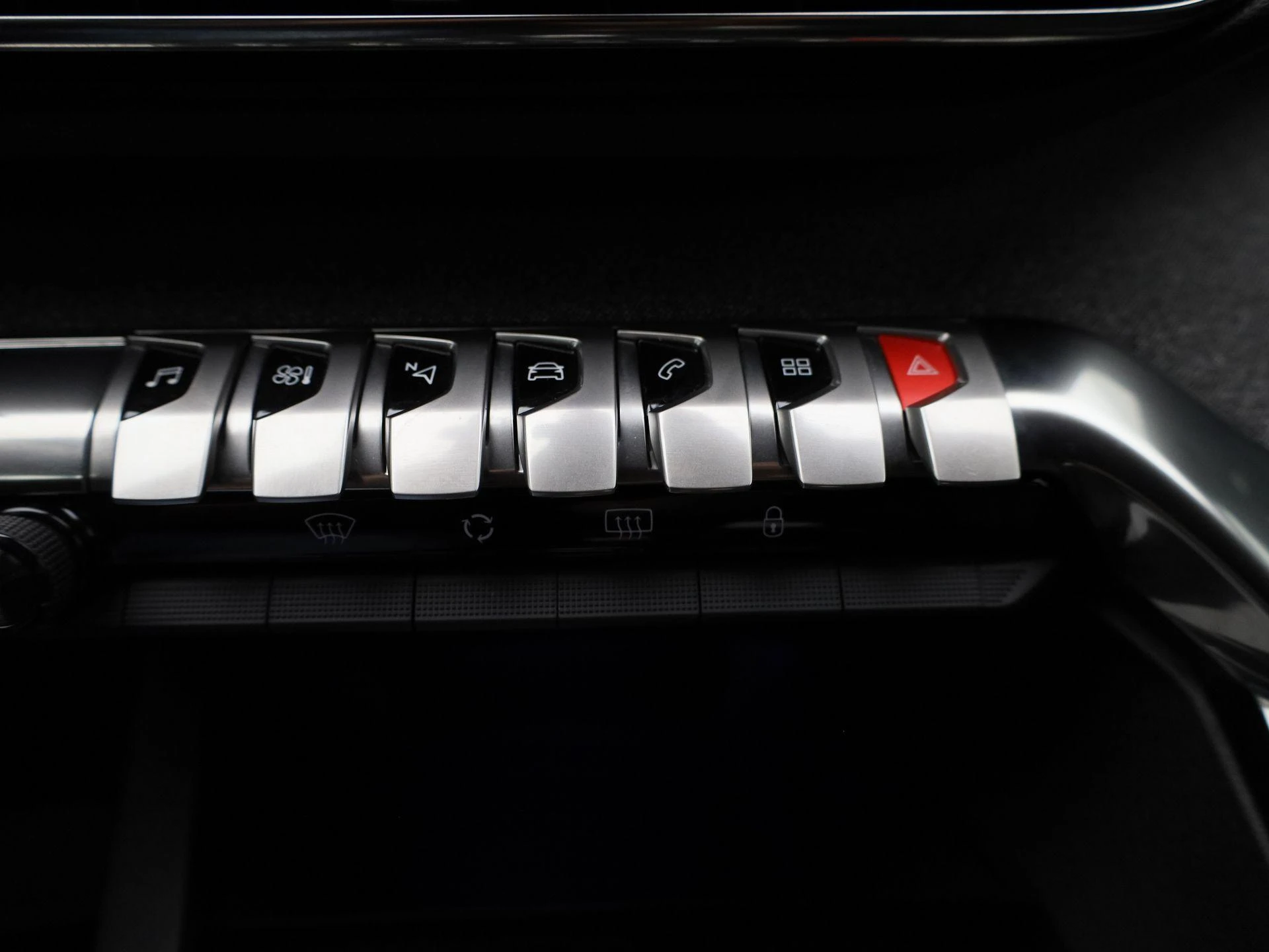 Peugeot-3008-image-25