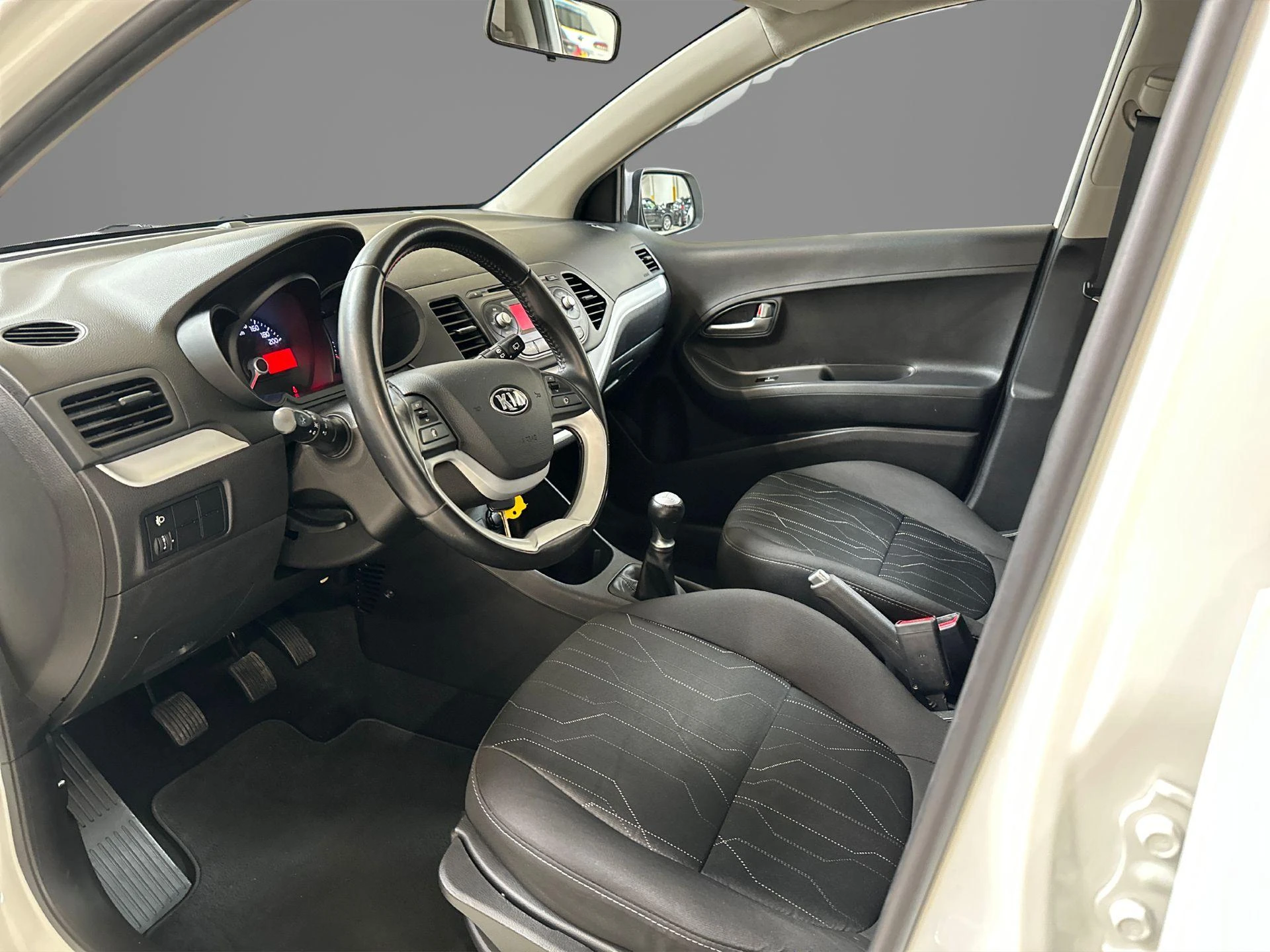 Kia Picanto 1.0 CVVT 69Pk Design Edition