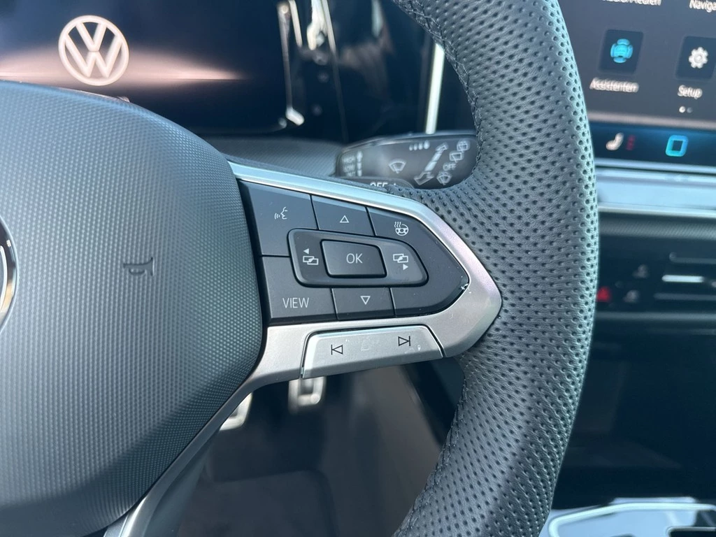 Volkswagen Golf R-Line 1,5 l eTSI OPF 110 kW (150 PS) 7-Gang-Doppelkupplungsgetriebe DSG R-Line"Black Style" *LED*ACC