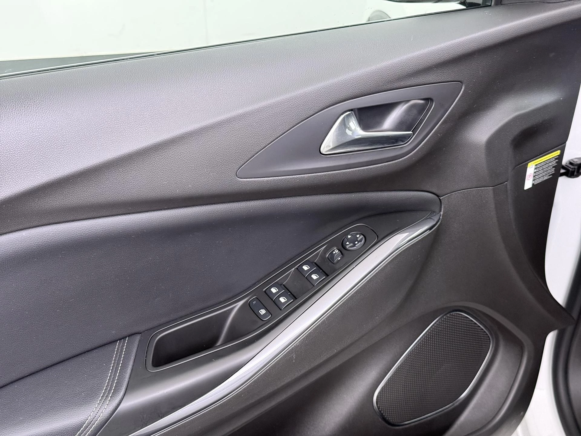 Opel-Grandland X-image-16