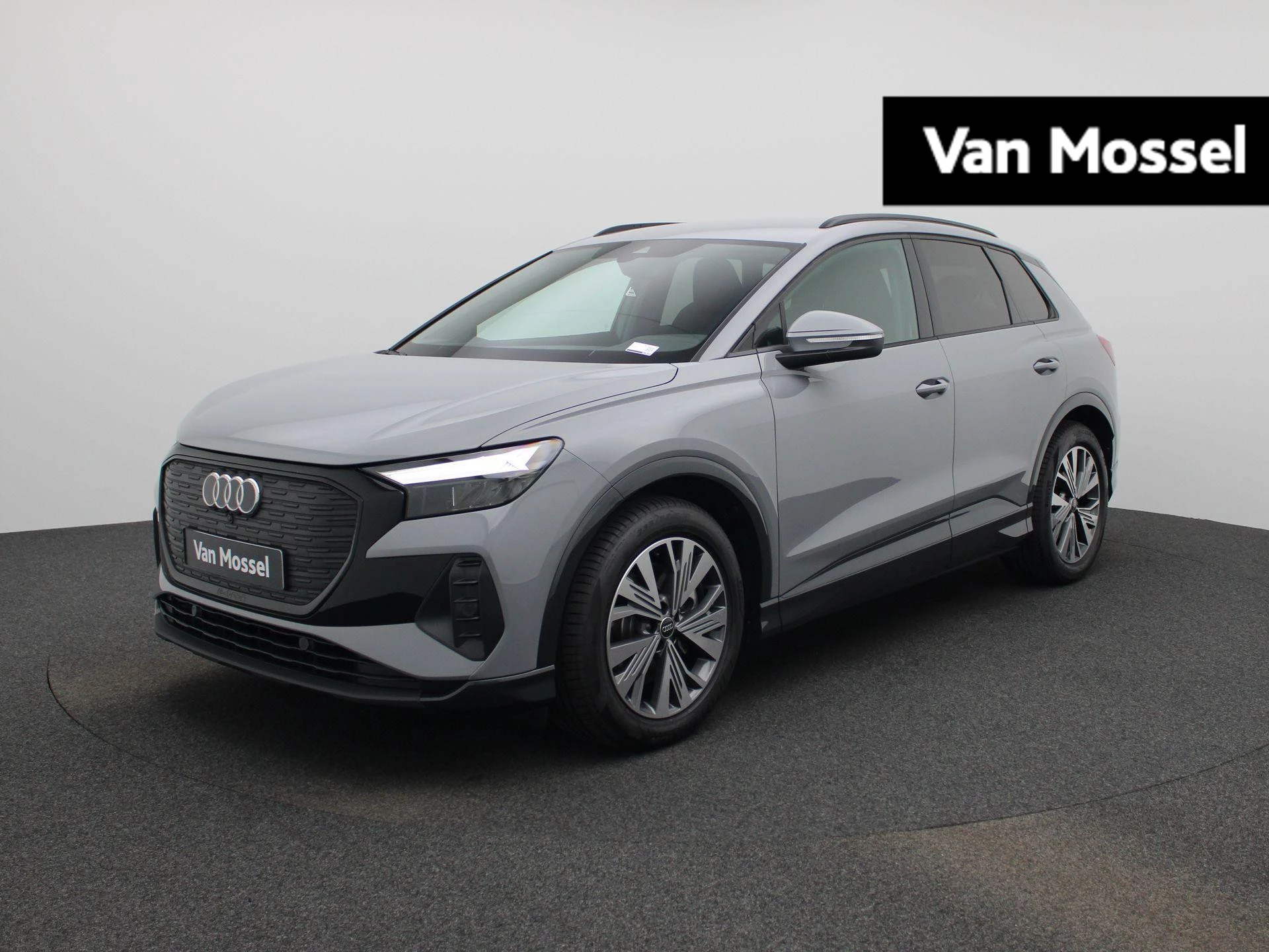Audi-Q4 e-tron-image-0
