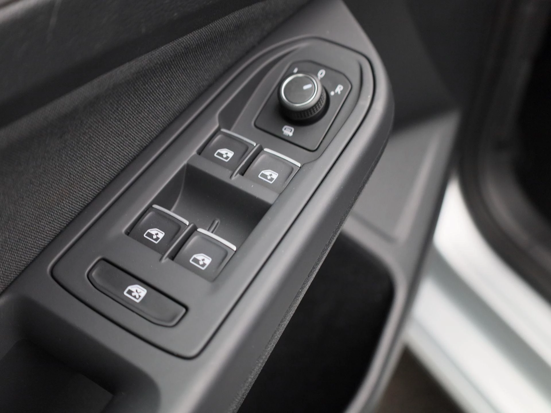 Volkswagen Golf VIII 1.0 eTSI 81kW Life DSG