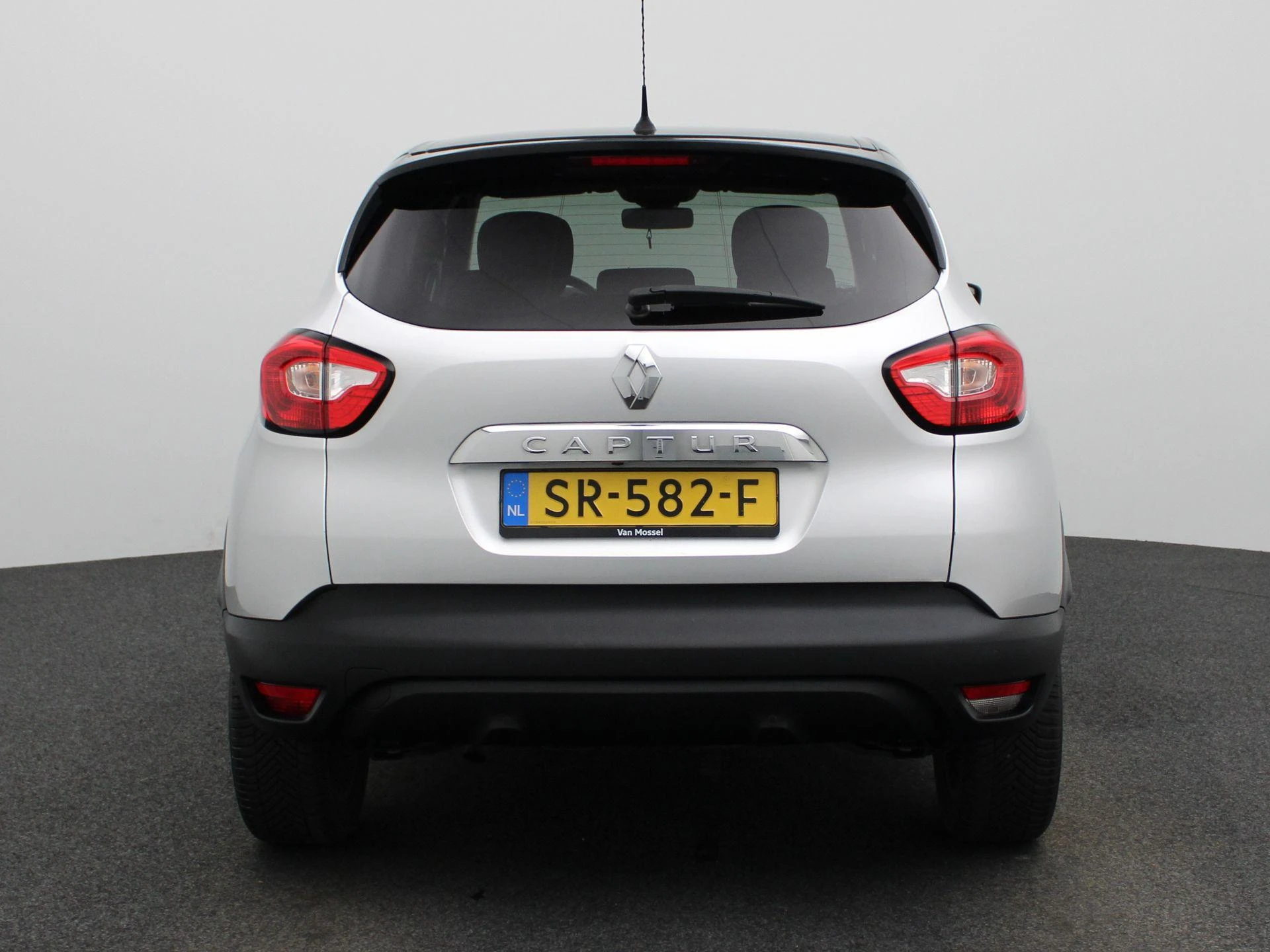 Renault-Captur-image-4