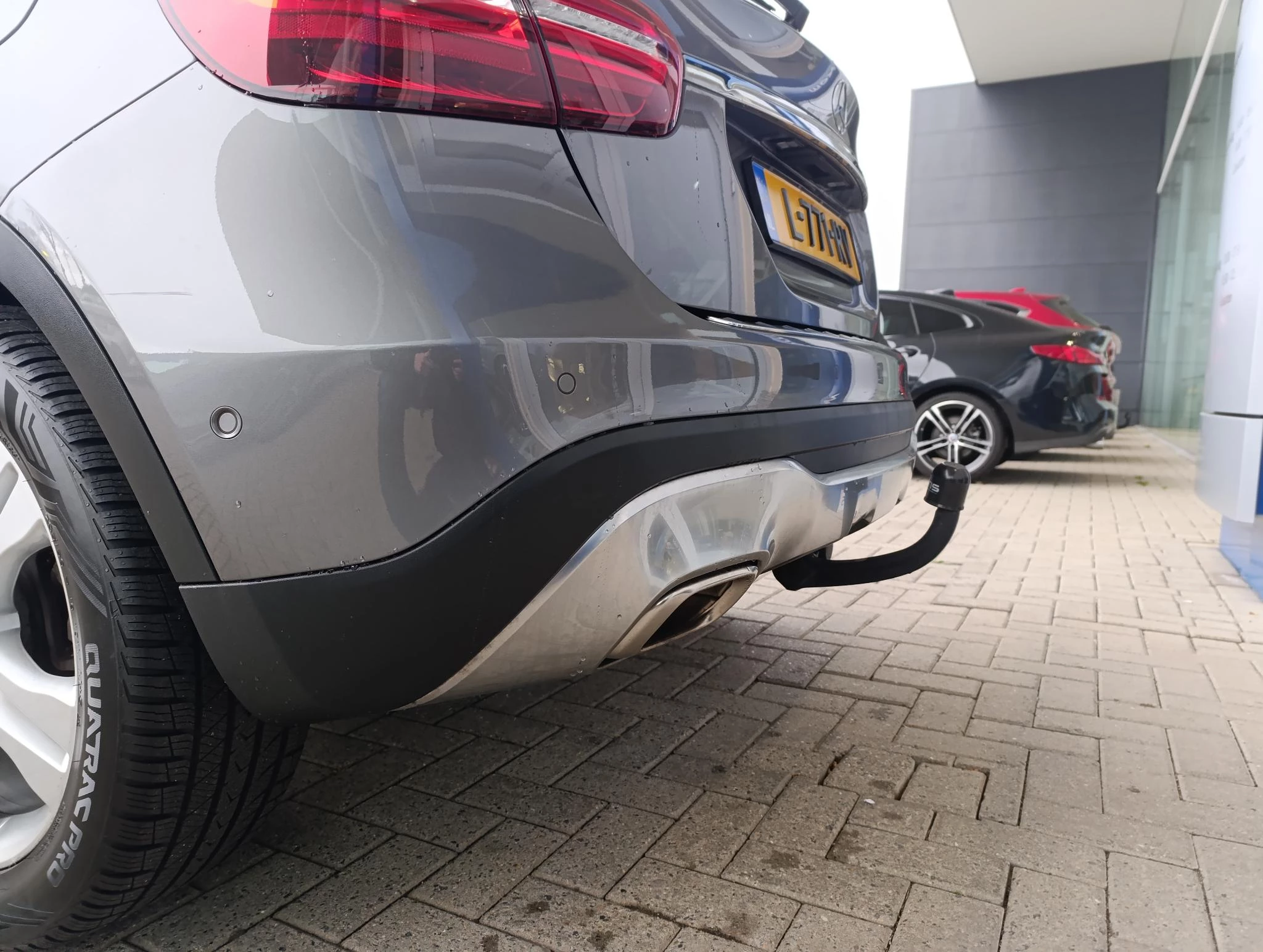 Mercedes-Benz-GLA-image-9