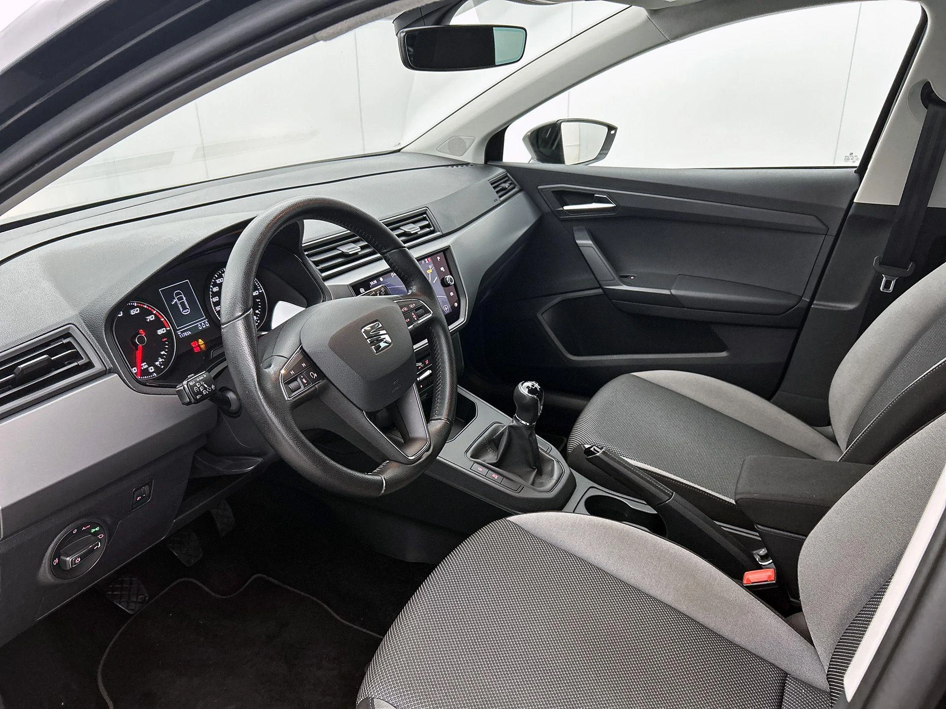SEAT-Ibiza-image-19