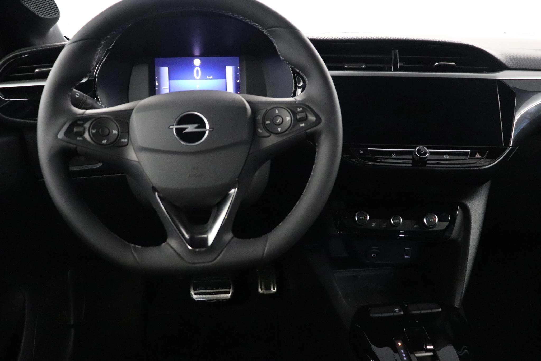 Opel-Corsa-image-12