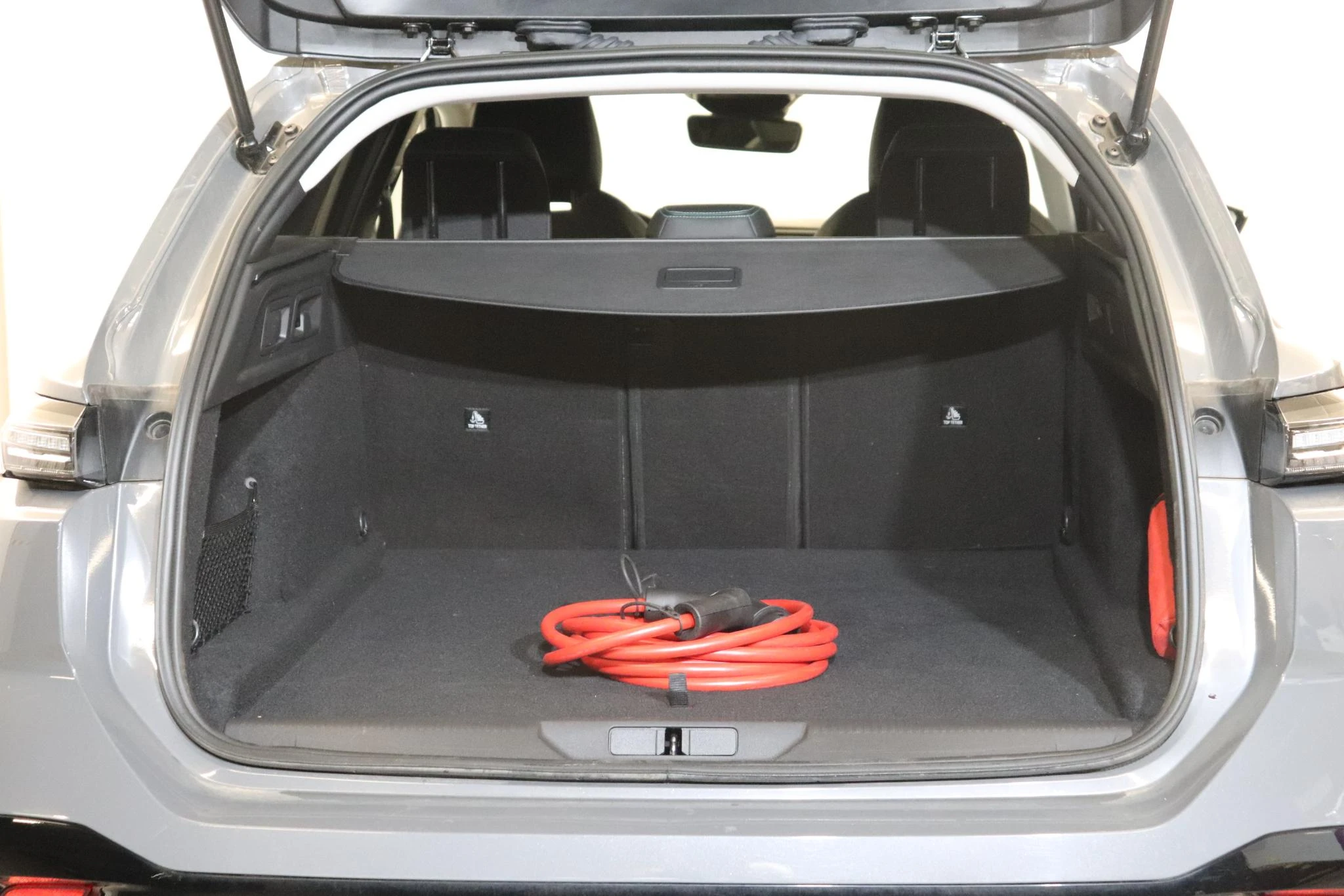 Peugeot-e-308-image-17