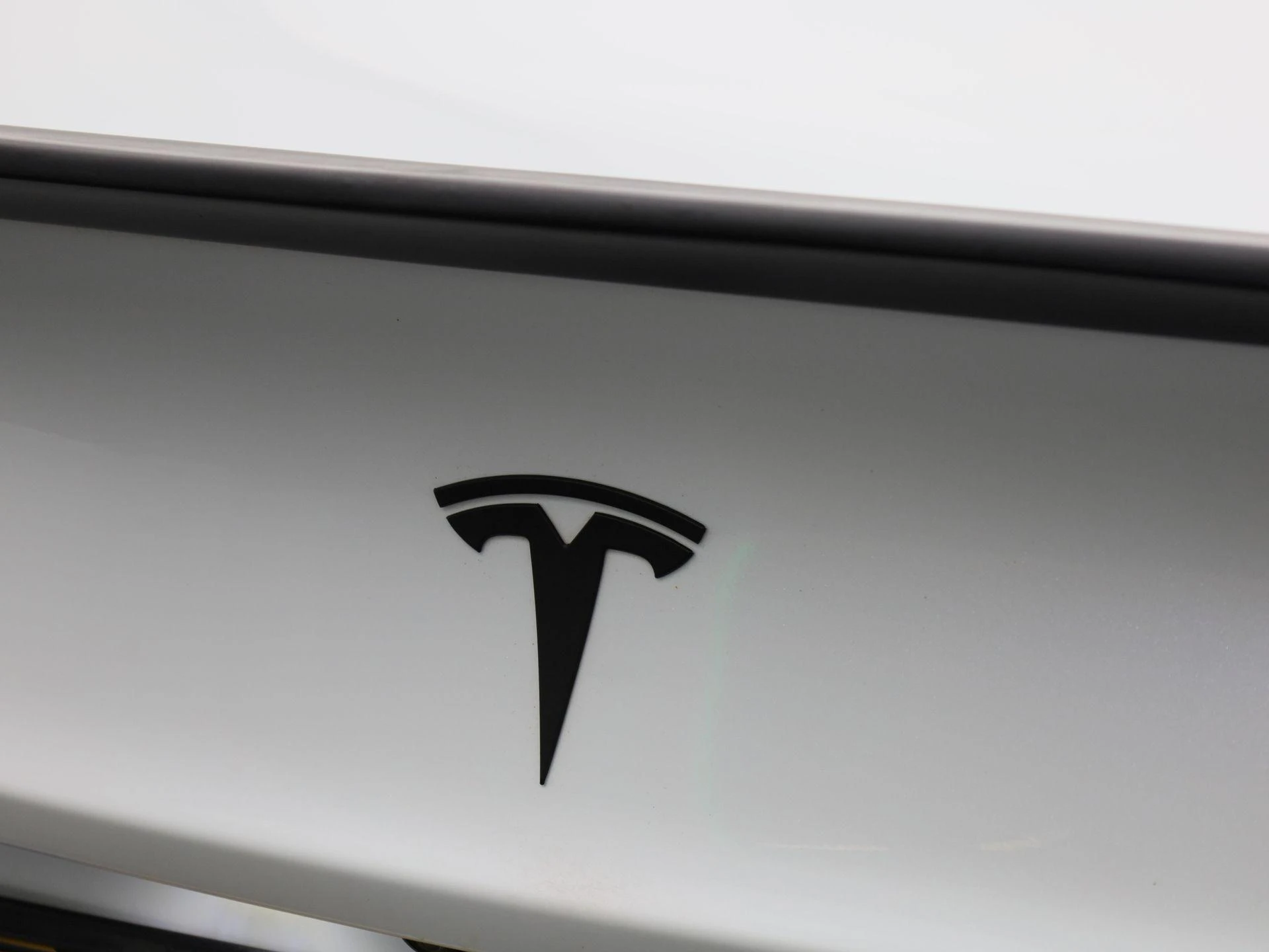 Tesla-Model 3-image-44
