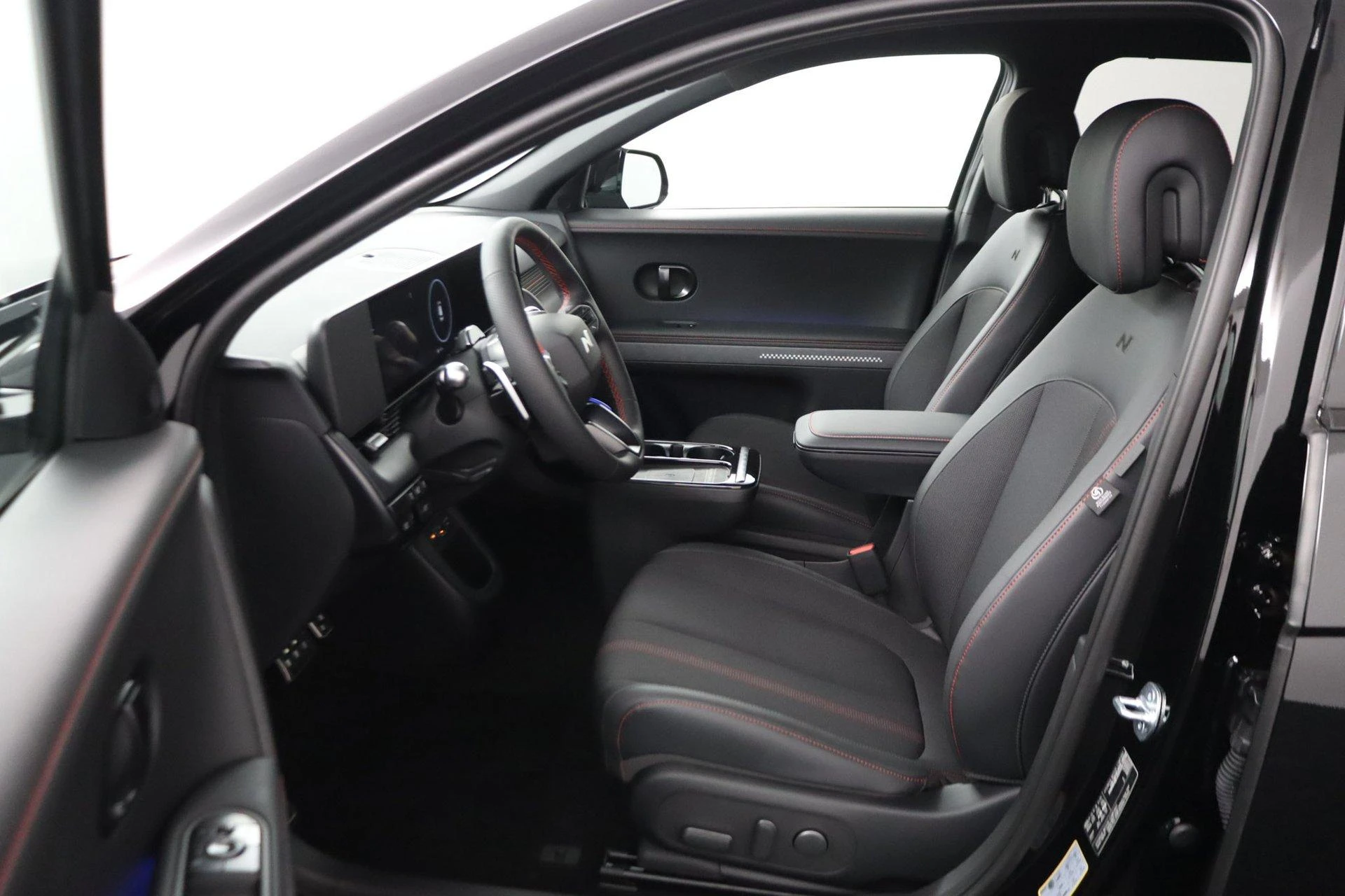 Hyundai-IONIQ 5-image-13
