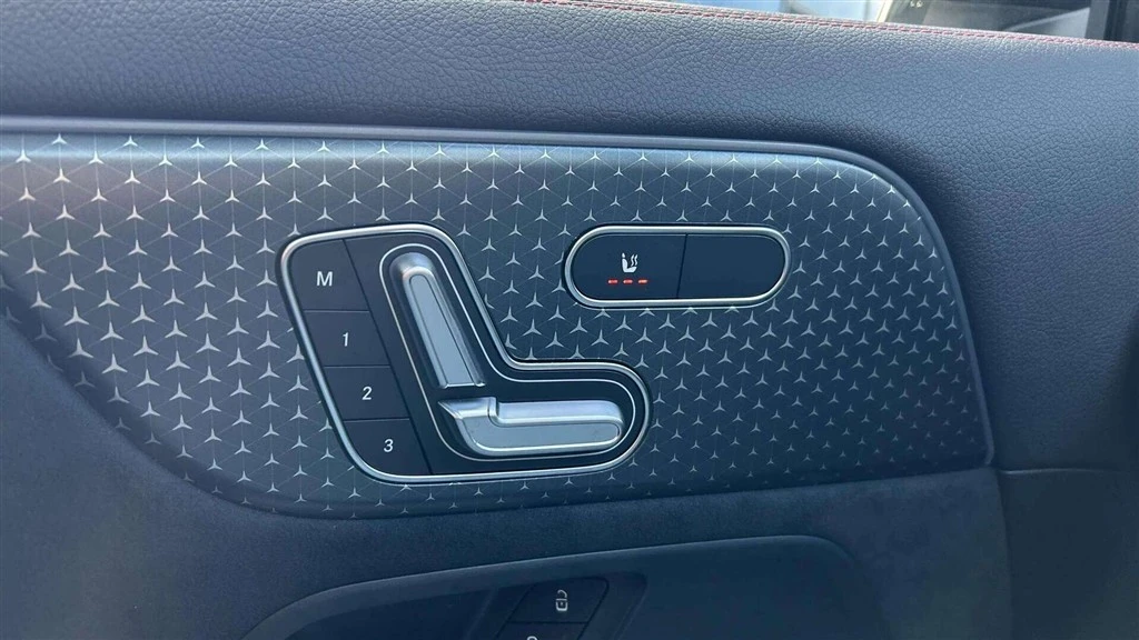 Mercedes-Benz-EQA-image-10