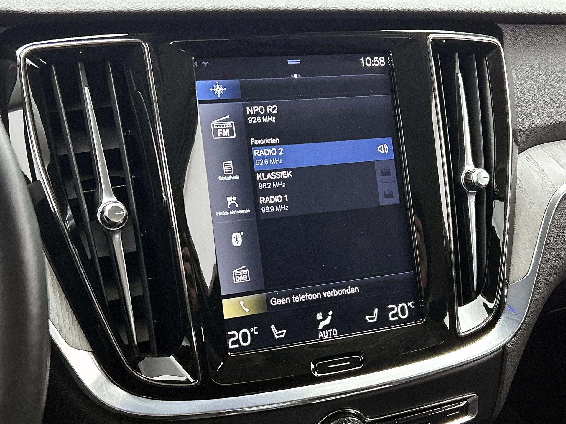 Volvo-V60-image-40